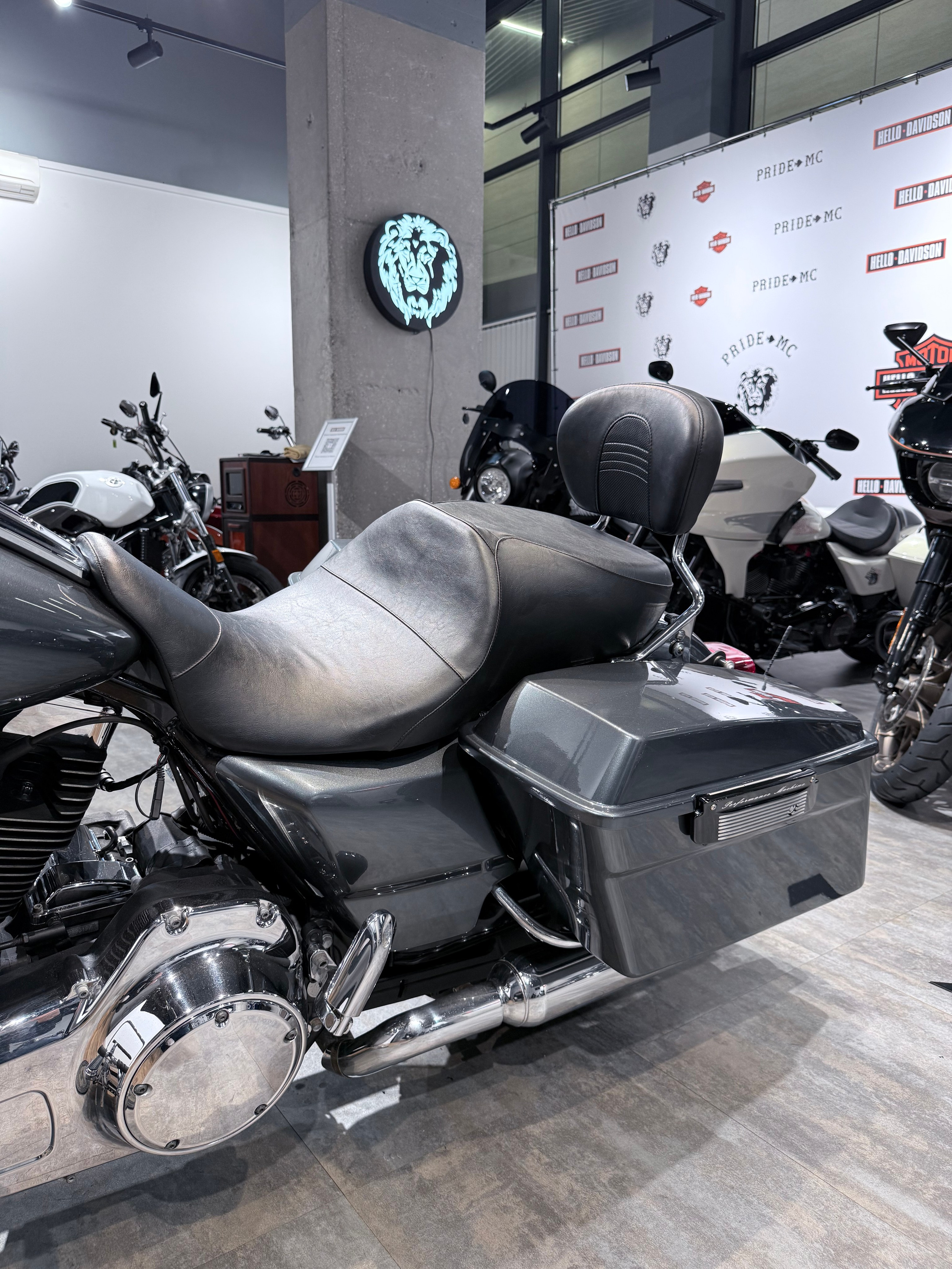 2009 Street Glide (Nardo Dark Gray). Hello Davidson, Москва. Только хорошие мотоциклы…