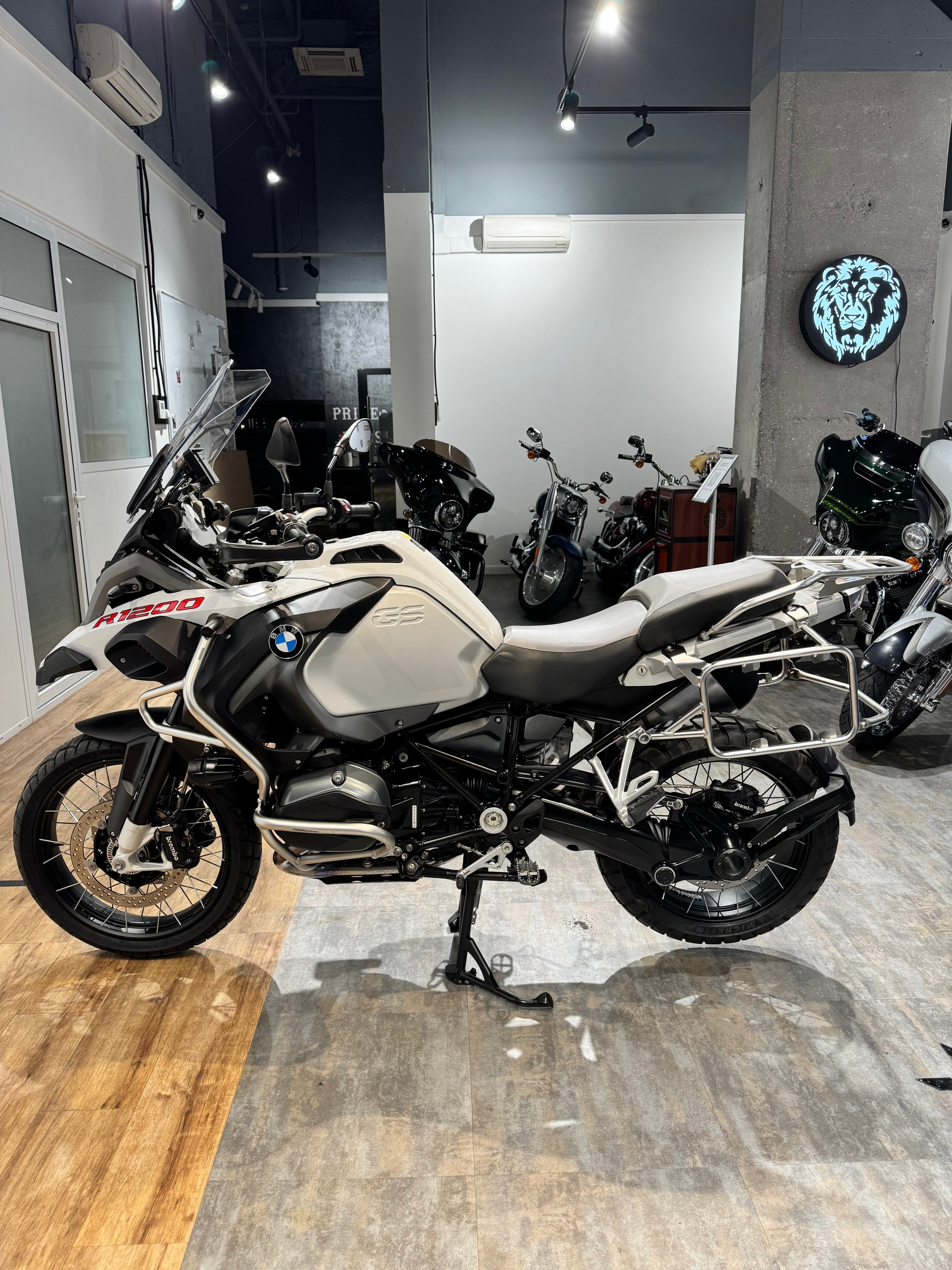 Мотоциклы Harley-Davidson 2015 BMW R1200GS Adventure. Hello Davidson, Москва. Только хорошие мотоциклы…