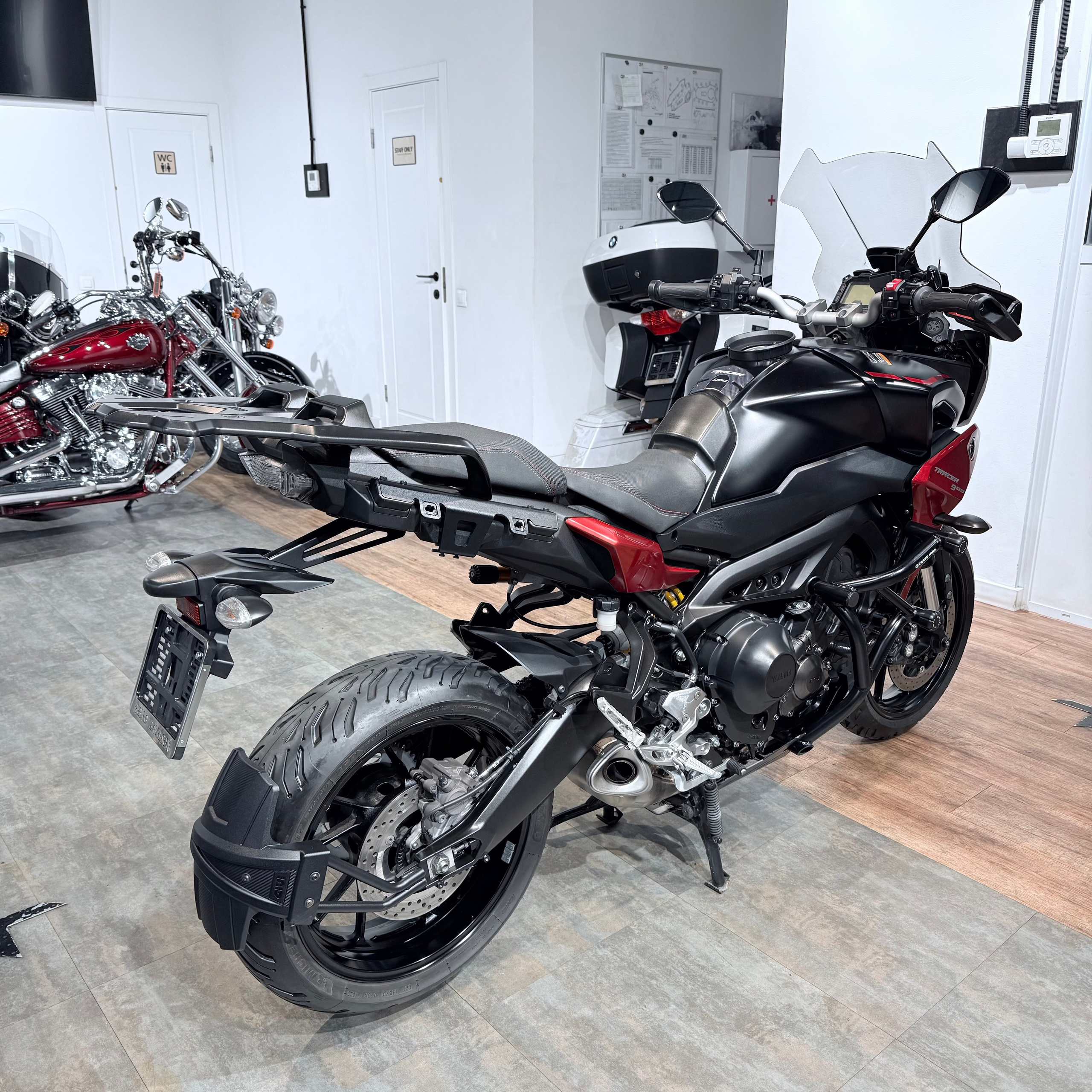 Yamaha MT-09 Tracer (FJ-09). Hello Davidson, Москва. Только хорошие мотоциклы…