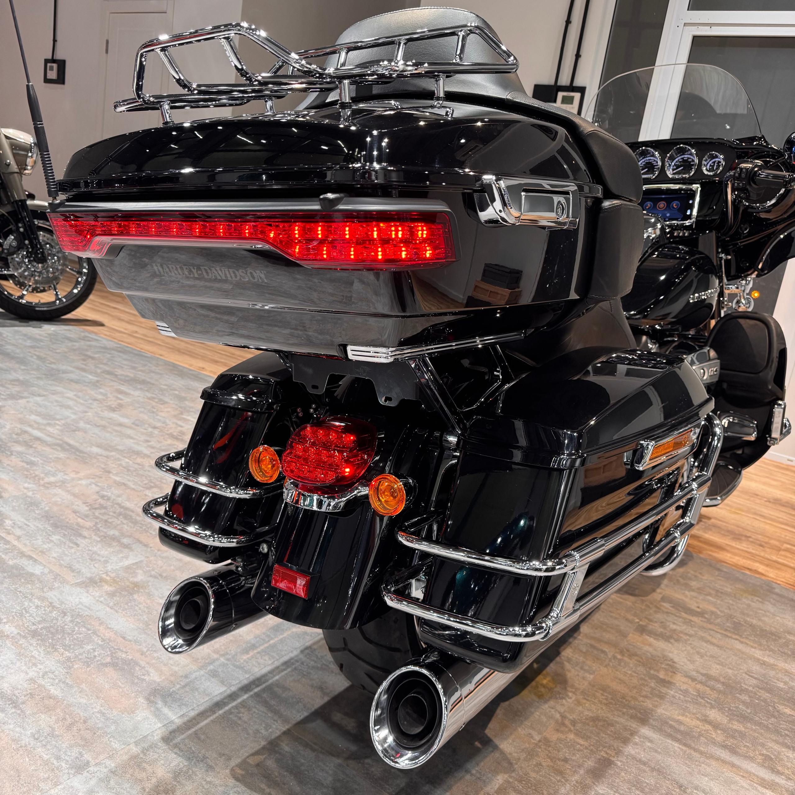 Harley Davidson 2019 Ultra Limited 114 — купить мотоцикл. Hello Davidson, Москва. Только хорошие мотоциклы…