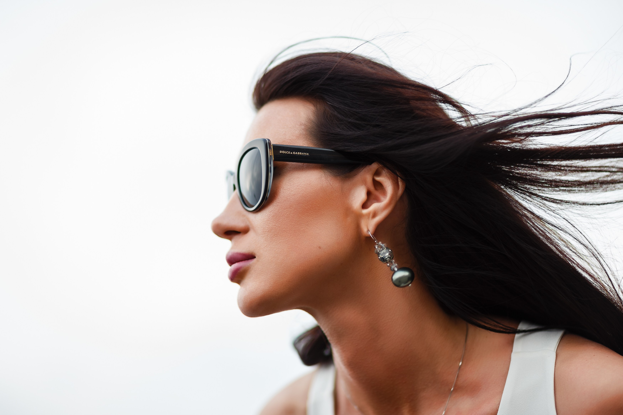 Все виды и любой сложности: Стрижки, Колористика, Укладки, Вечерние прически. DMITRY MOISEENKO — фотограф, художник, топ-стилист