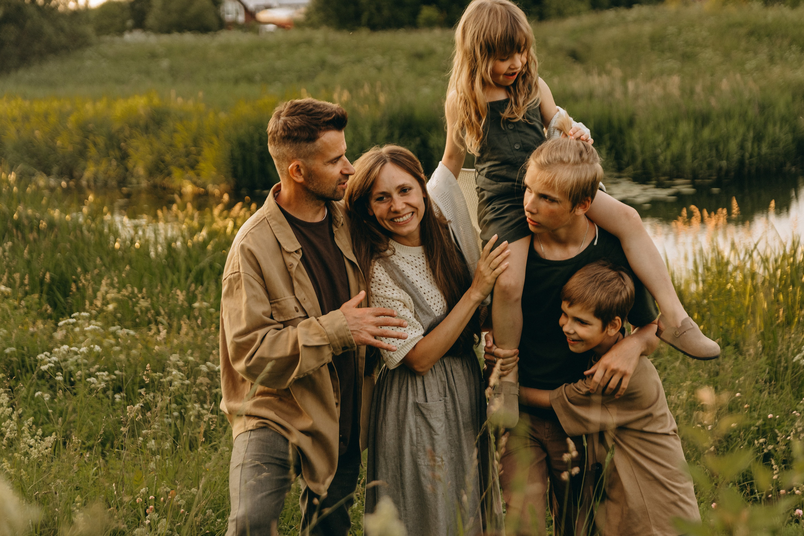 Наталья, Дмитрий, Артем, Леша и Аглая. Семейный фотограф В Москве Александра Дейкун
