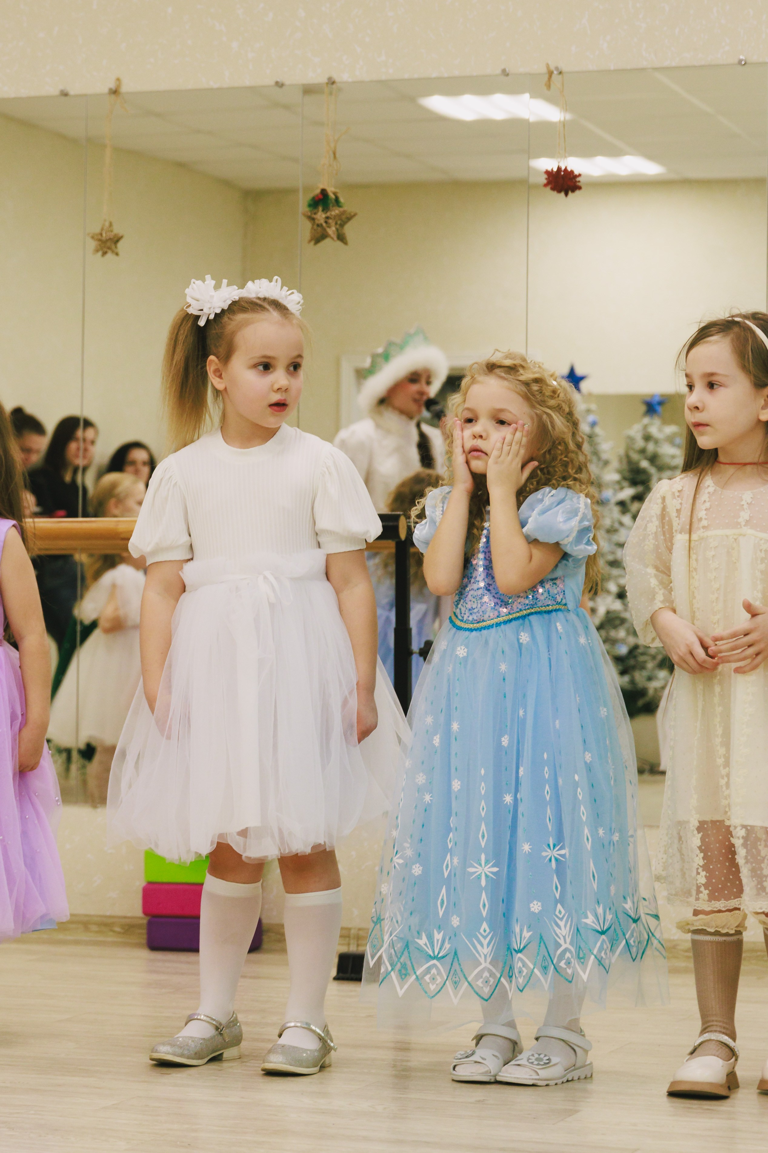 Новогодний утренник в детском танцевальном коллективе. Фотограф Воронеж, Новая Усмань Мария Бублик