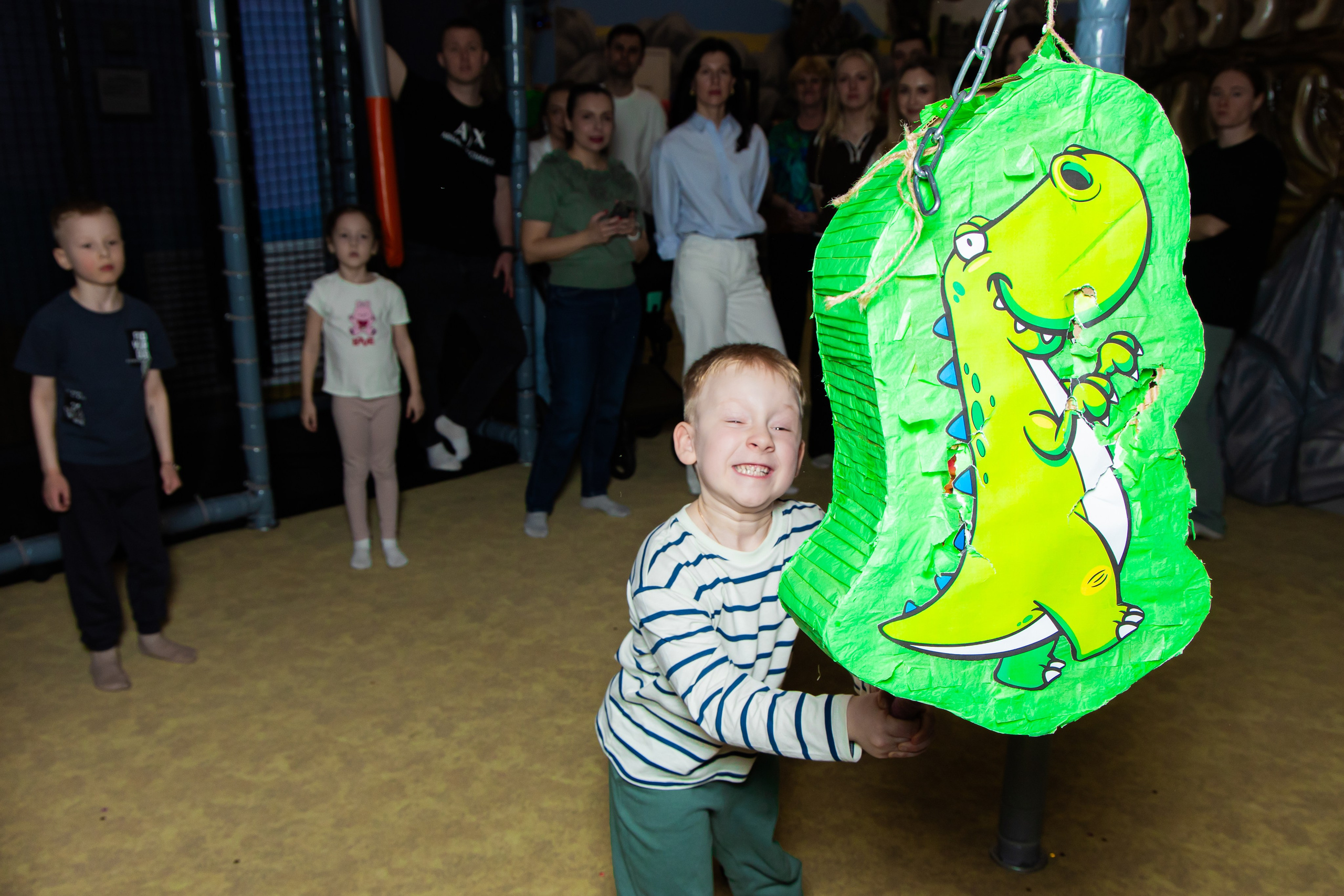 Александр 21/03 Парк Фантазия. Виктория Литвинова репортажный фотограф Москва