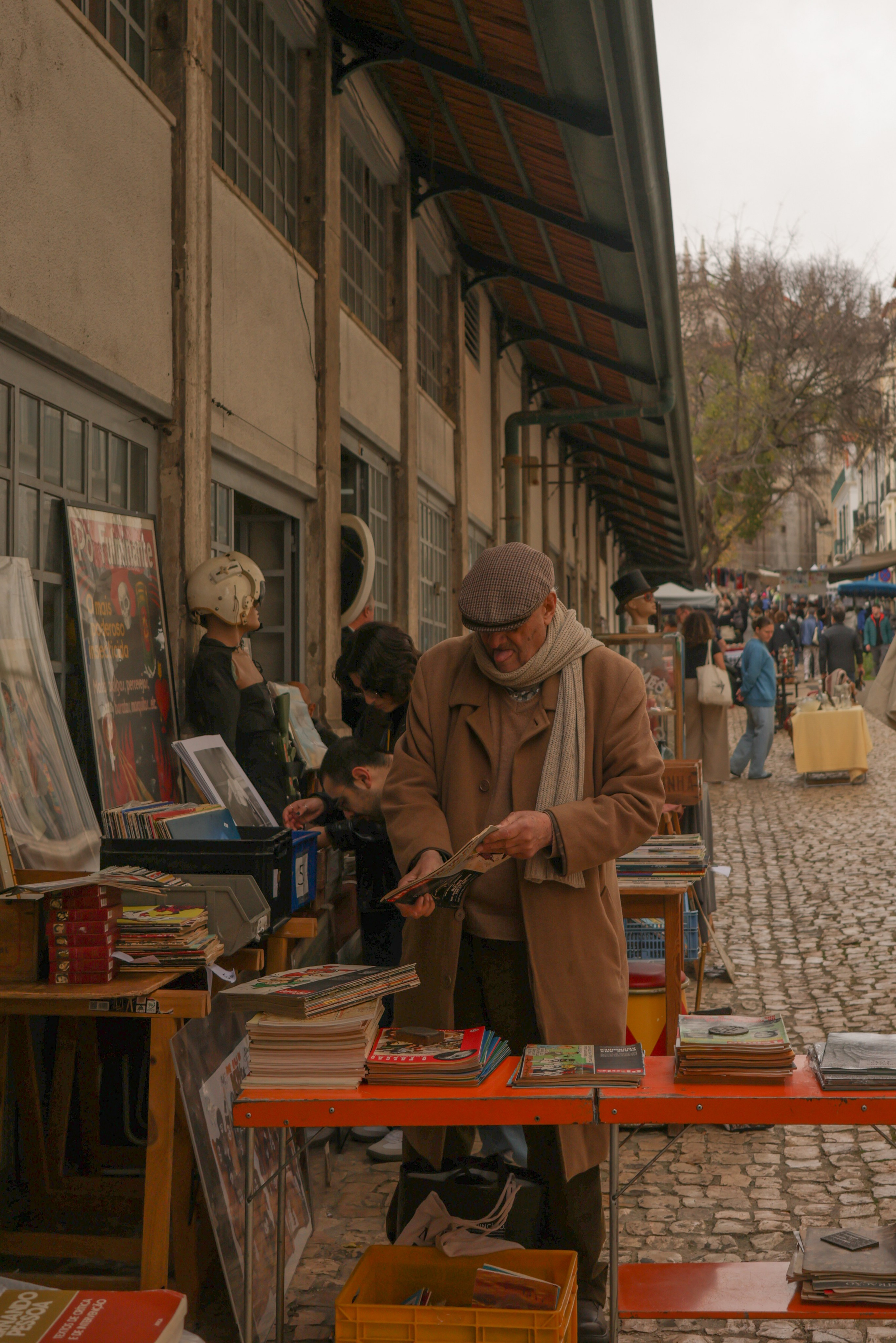 Lisbon, fleamarket. Magic photos