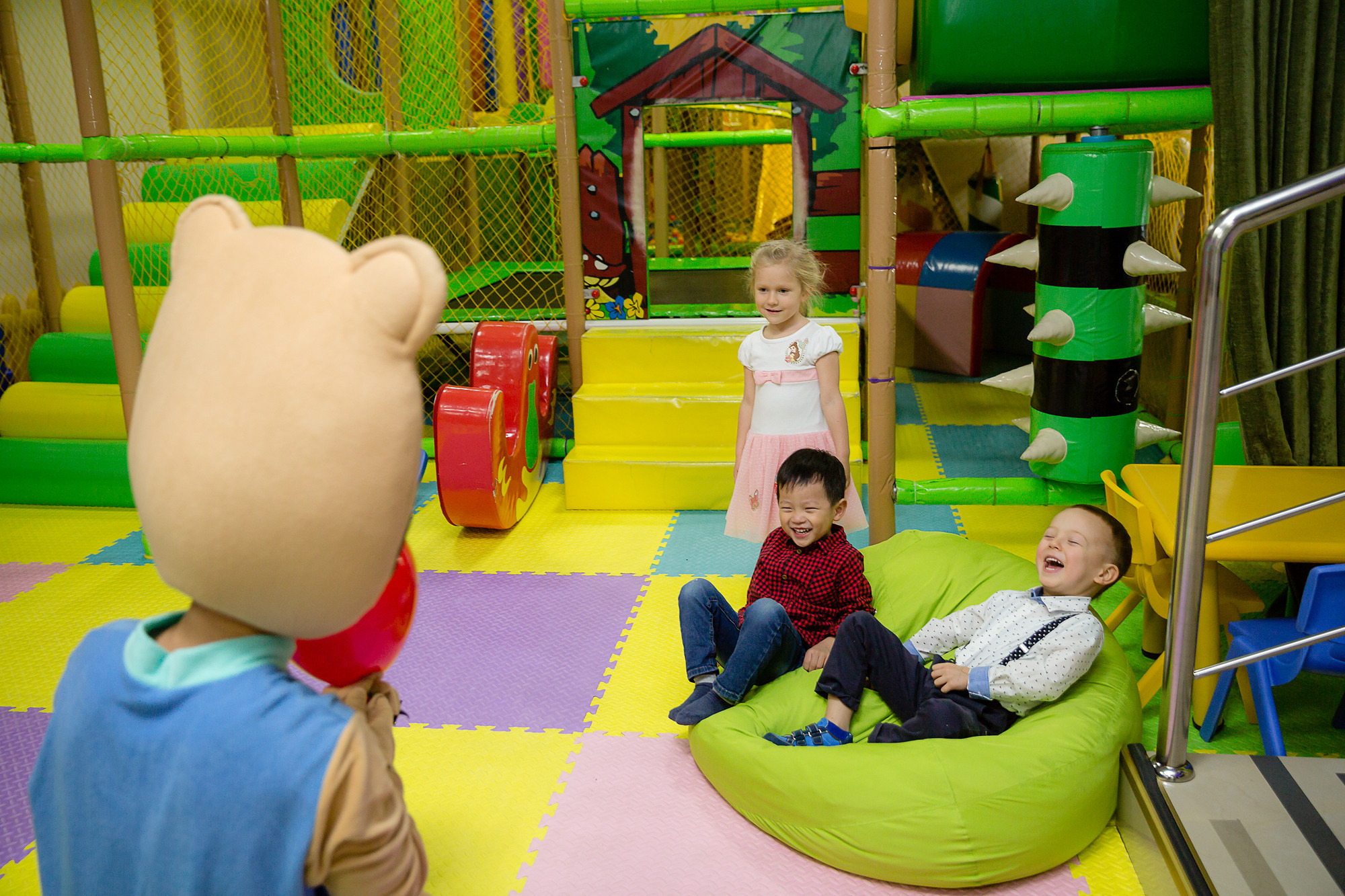 Детские Праздники. Детский и Школьный фотограф во Владивостоке. Выпускные альбомы