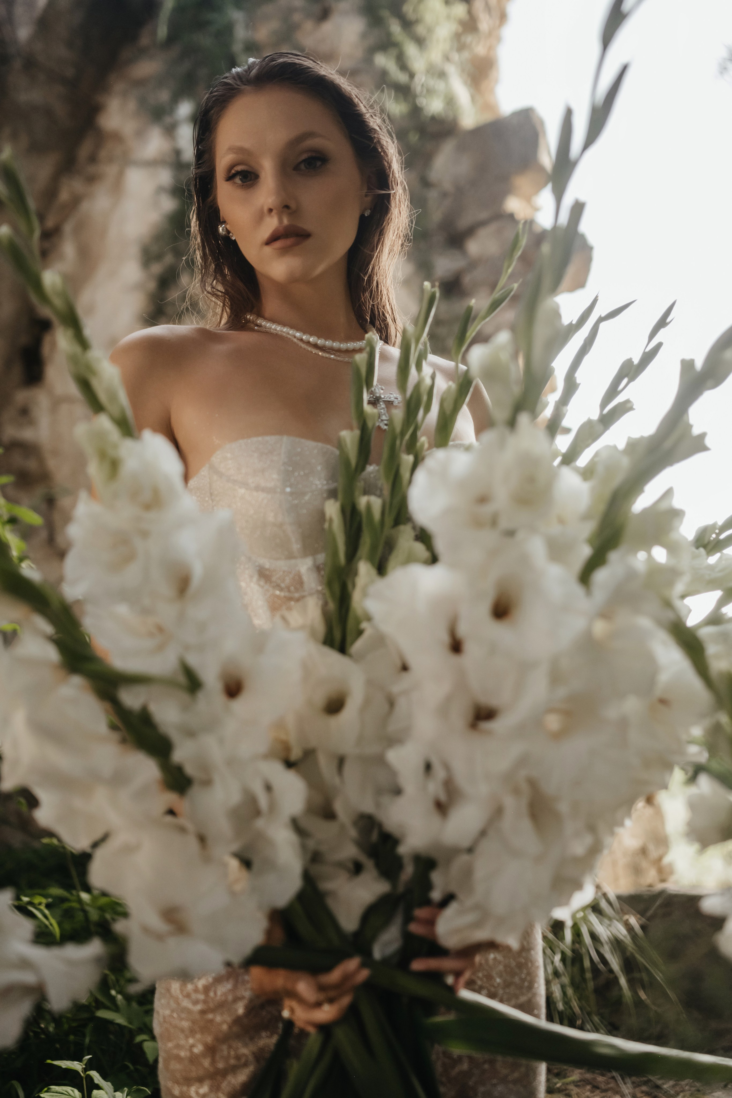 фотосессия невеста и цветы 