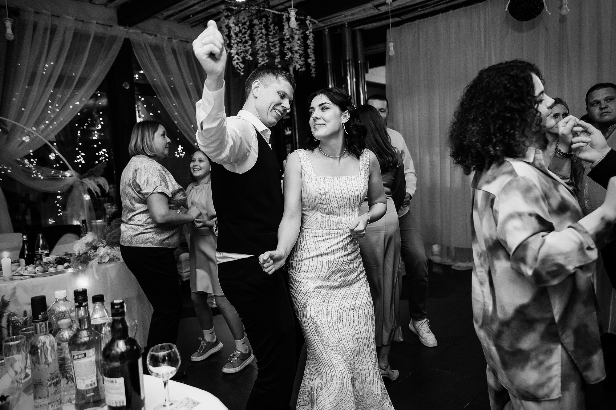 Денис и Екатерина ВДНХ. Свадебный фотограф в Дубне Алексей Фонарёв