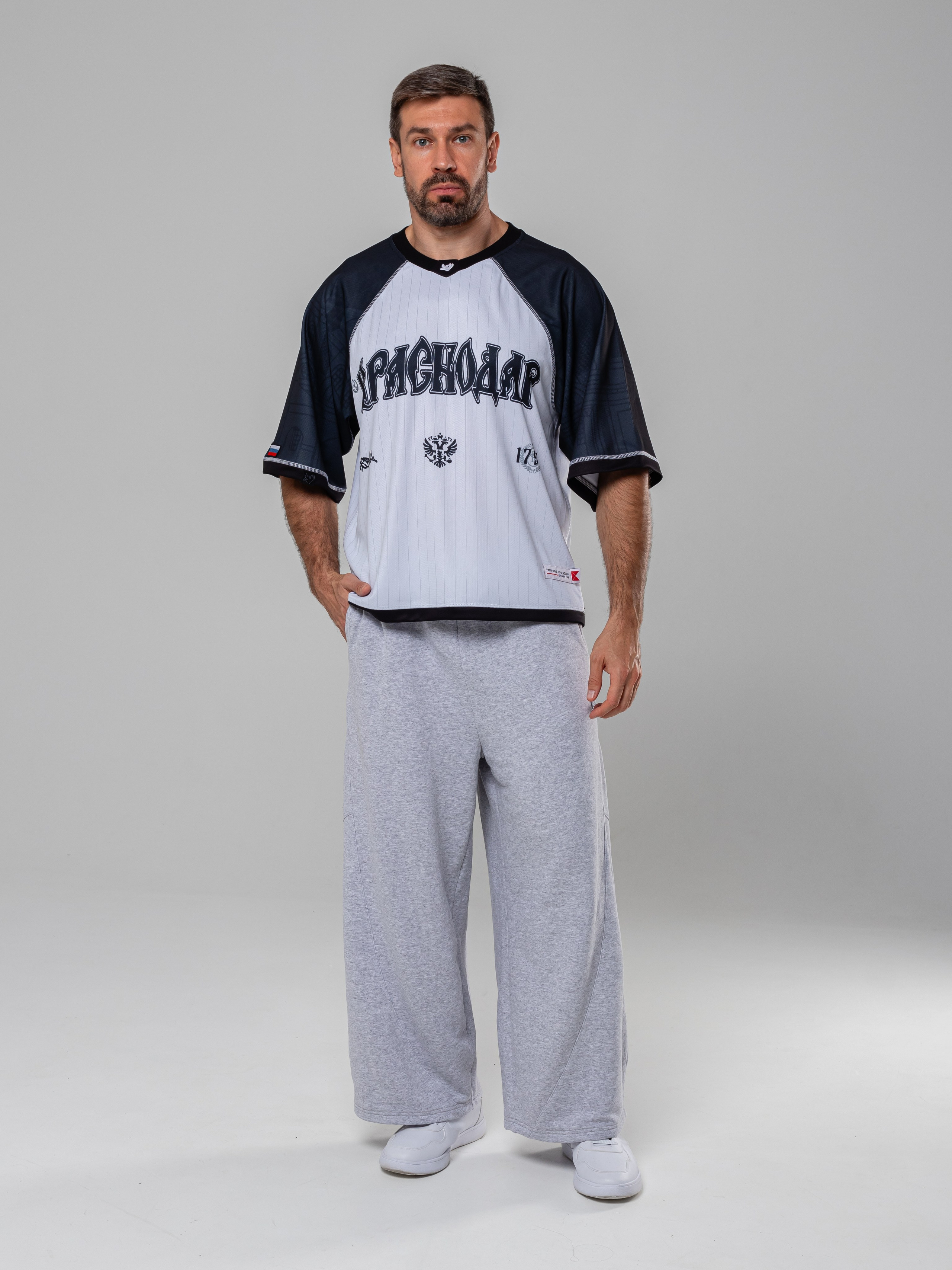 Худи и штаны. Фотограф в Краснодаре Арина Кудряшова