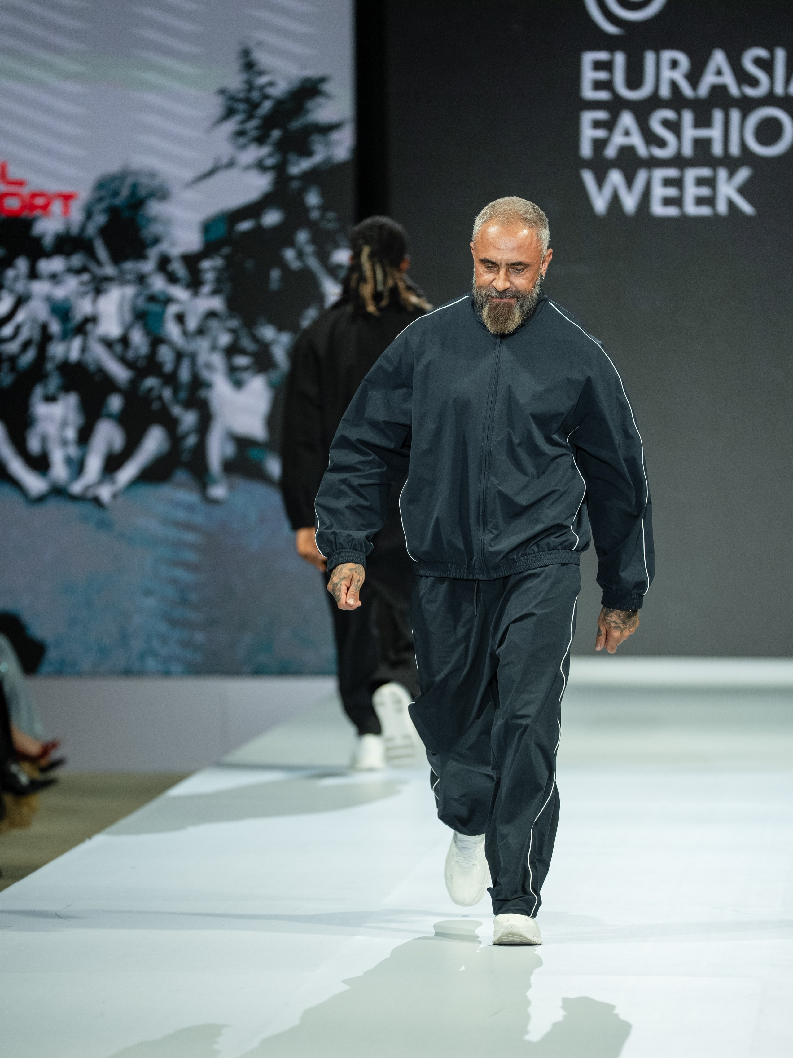EURASIAN FASHION WEEK Husl Sport. Сайт Алматинского НЮ АРТ, будуар и фэшн фотографа Дениса Карпенко