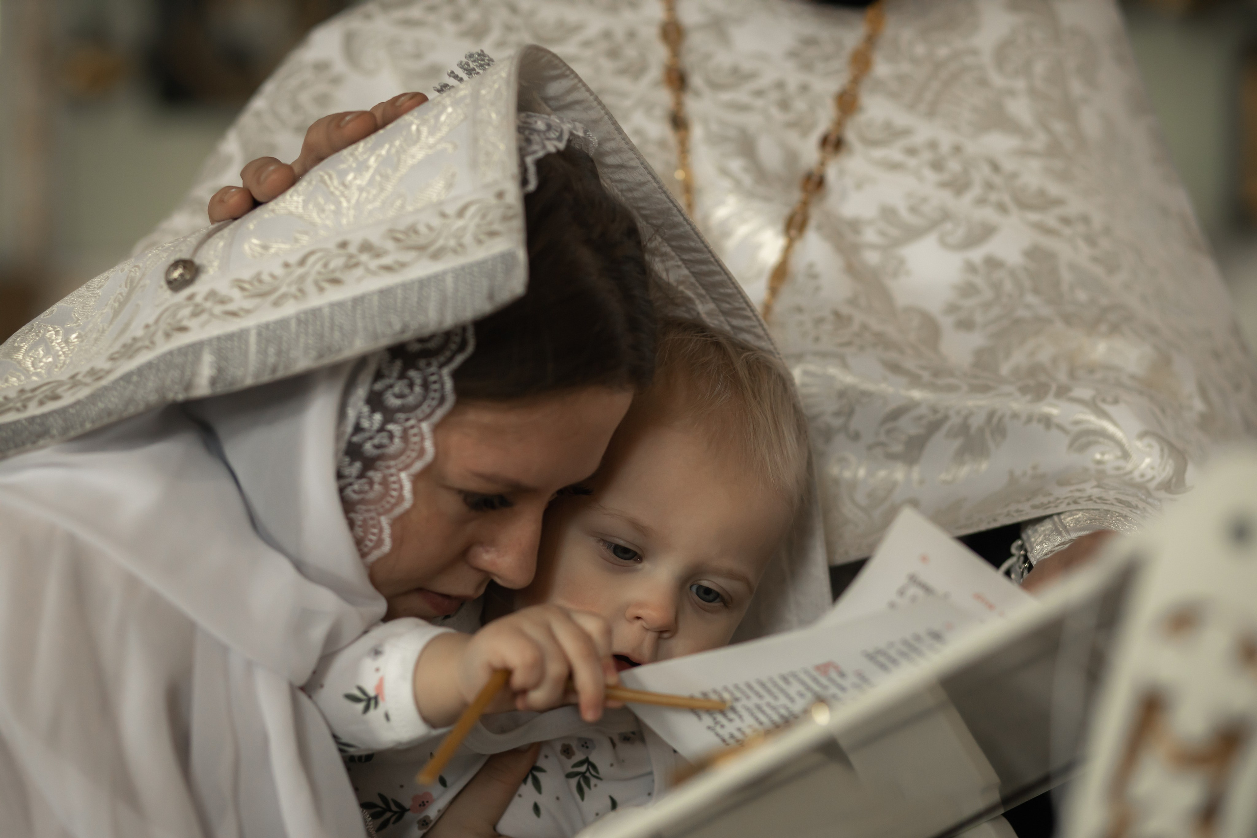Крещение Арины. Фотограф на крещении и венчании Елена Плинер, Псков и Псковская область