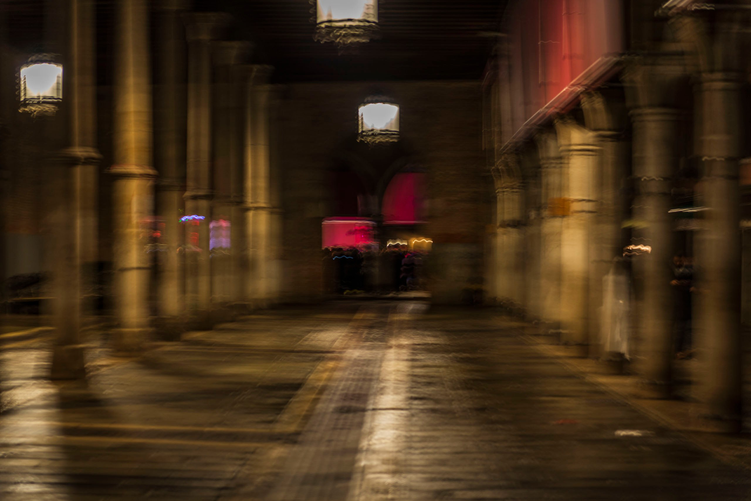 Фотографии призраков Венеции | Мистическая фотосессия карнавала Motion Blur