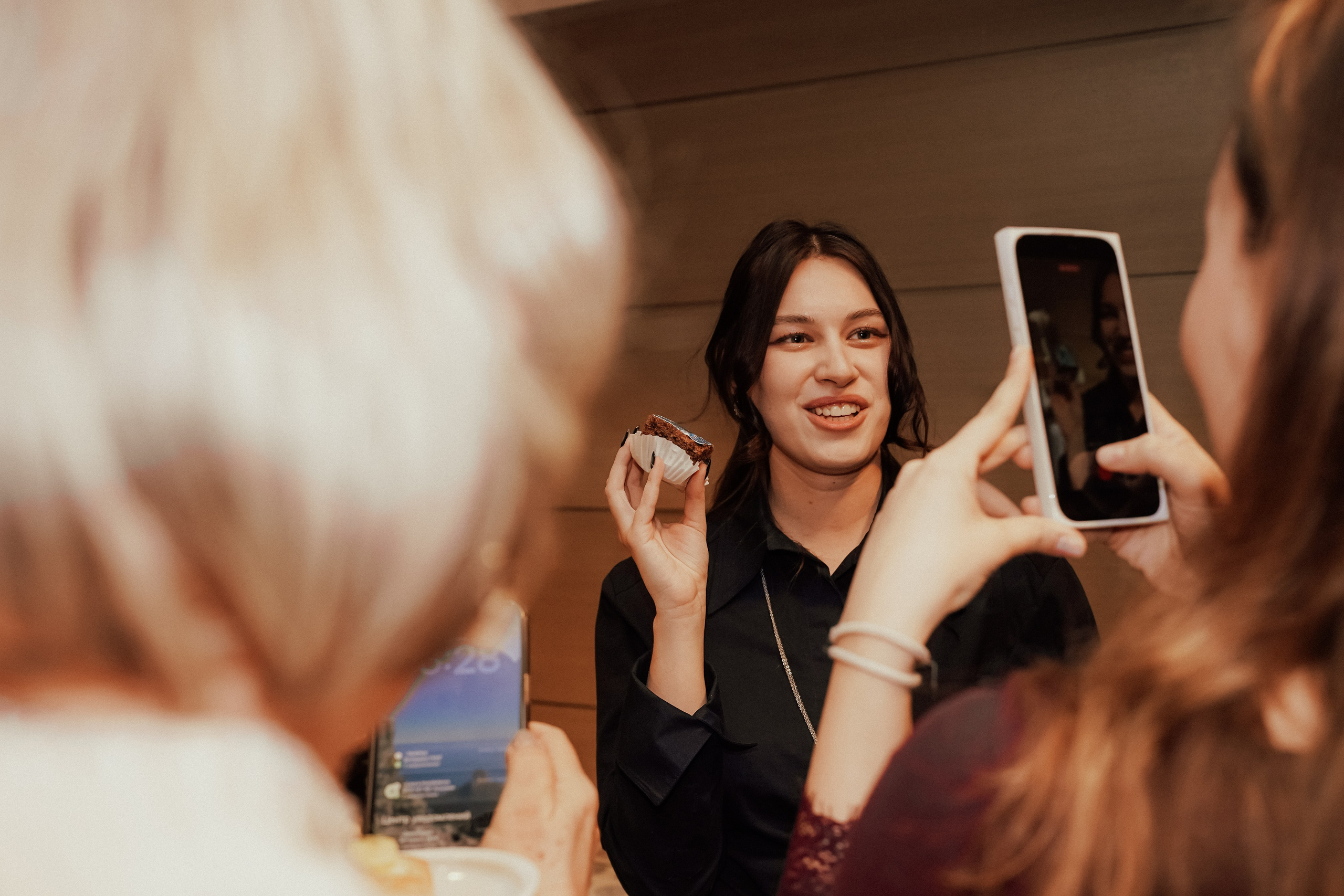 Казахстанские страницы (презентация книг). Крис Богомазова