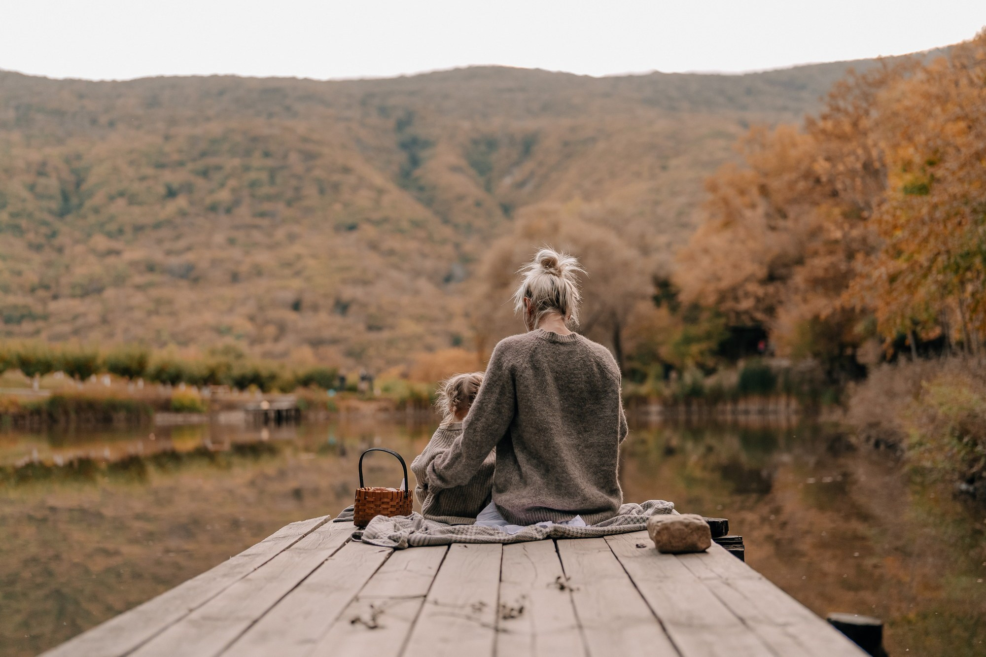 Семейная фотосессия в Персиковом саду — фотограф Жанна Шестопалова