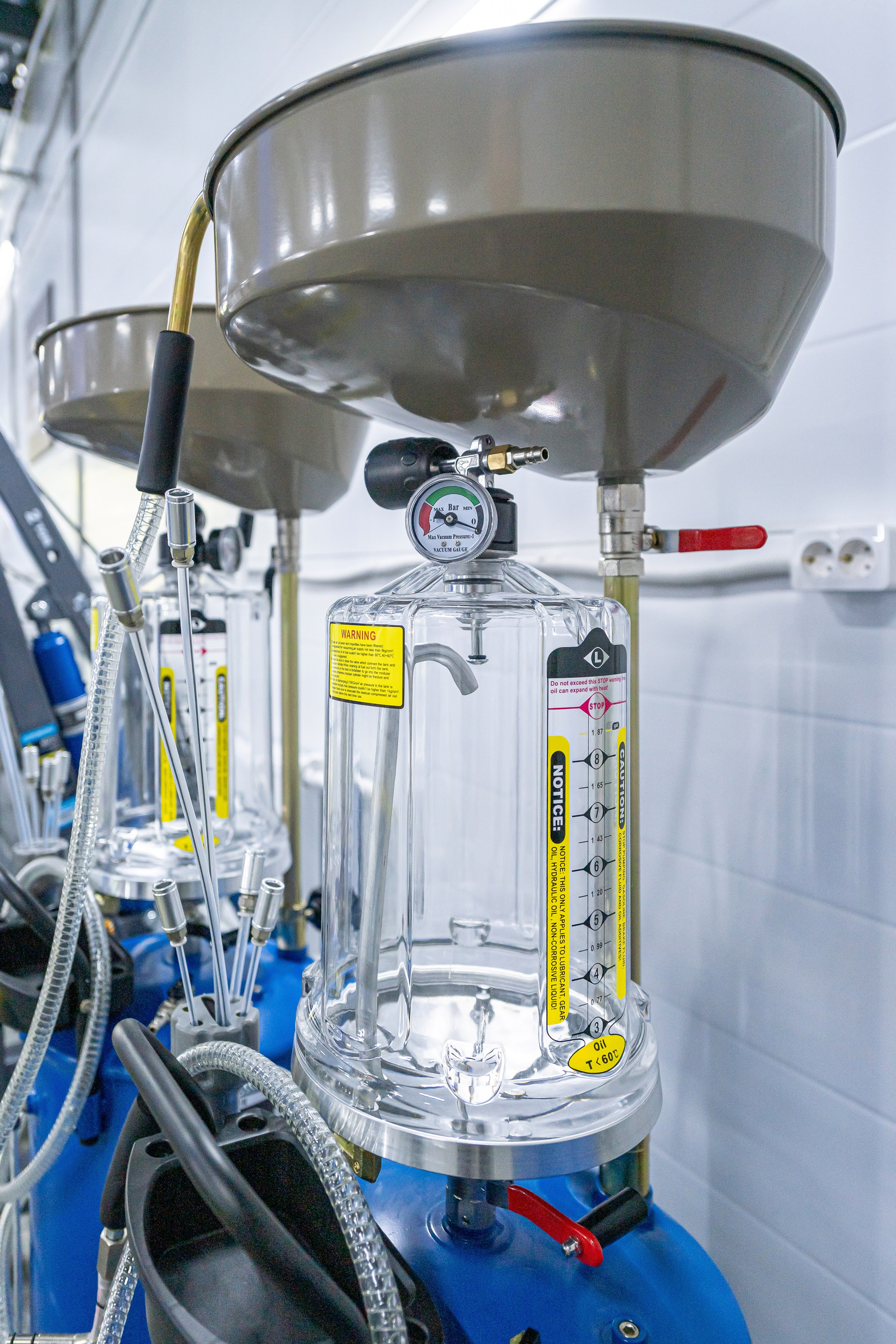 Интерьерная фотосъёмка — СТО, Автомойка. г. Москва, от 10 000р/час. Интерьерный & Репортажный фотограф Озеров Денис, г. Москва