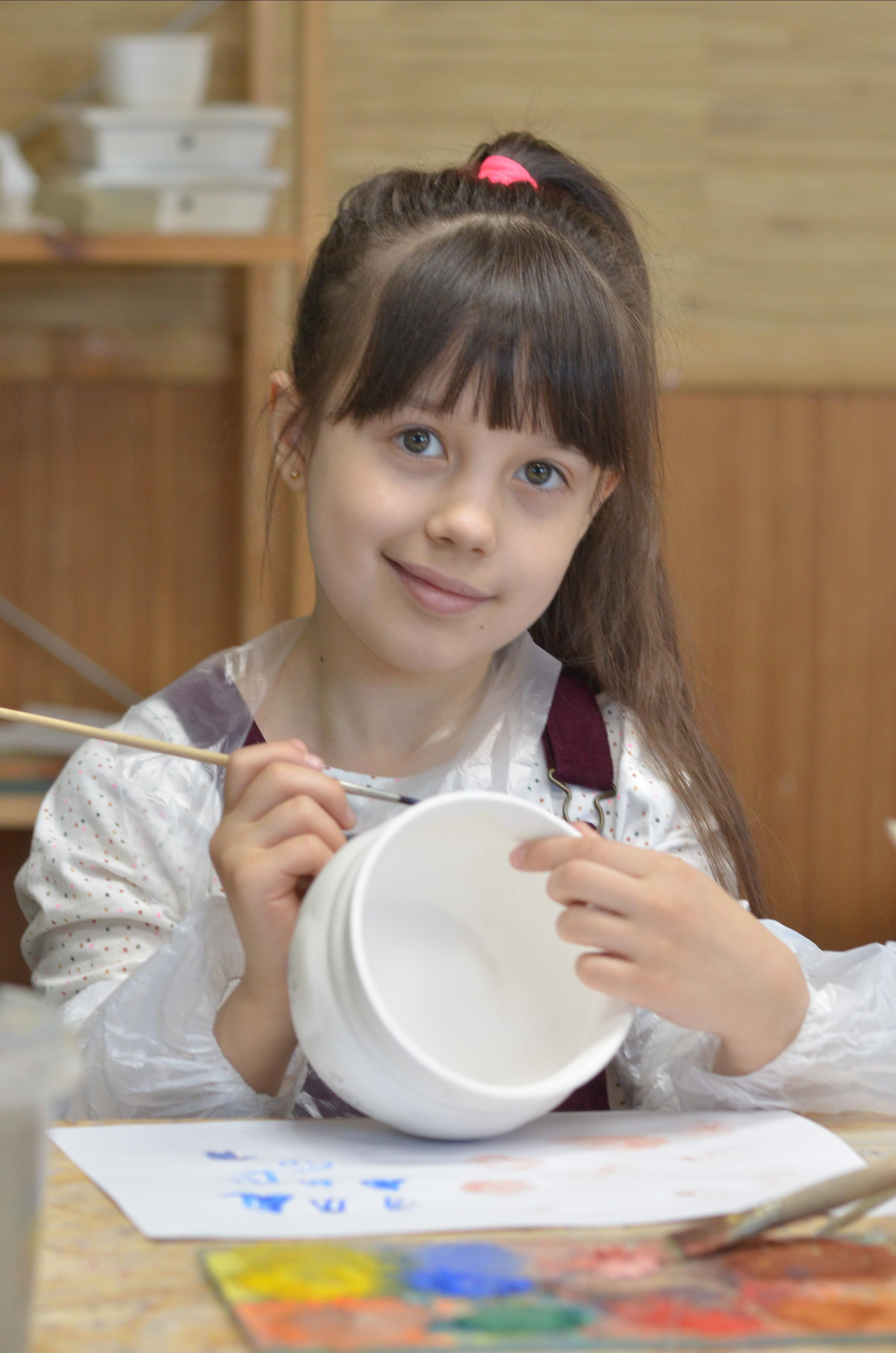 Мир, труд, май, роспись керамики, гости из Питера. Портретная, сюжетная фотография