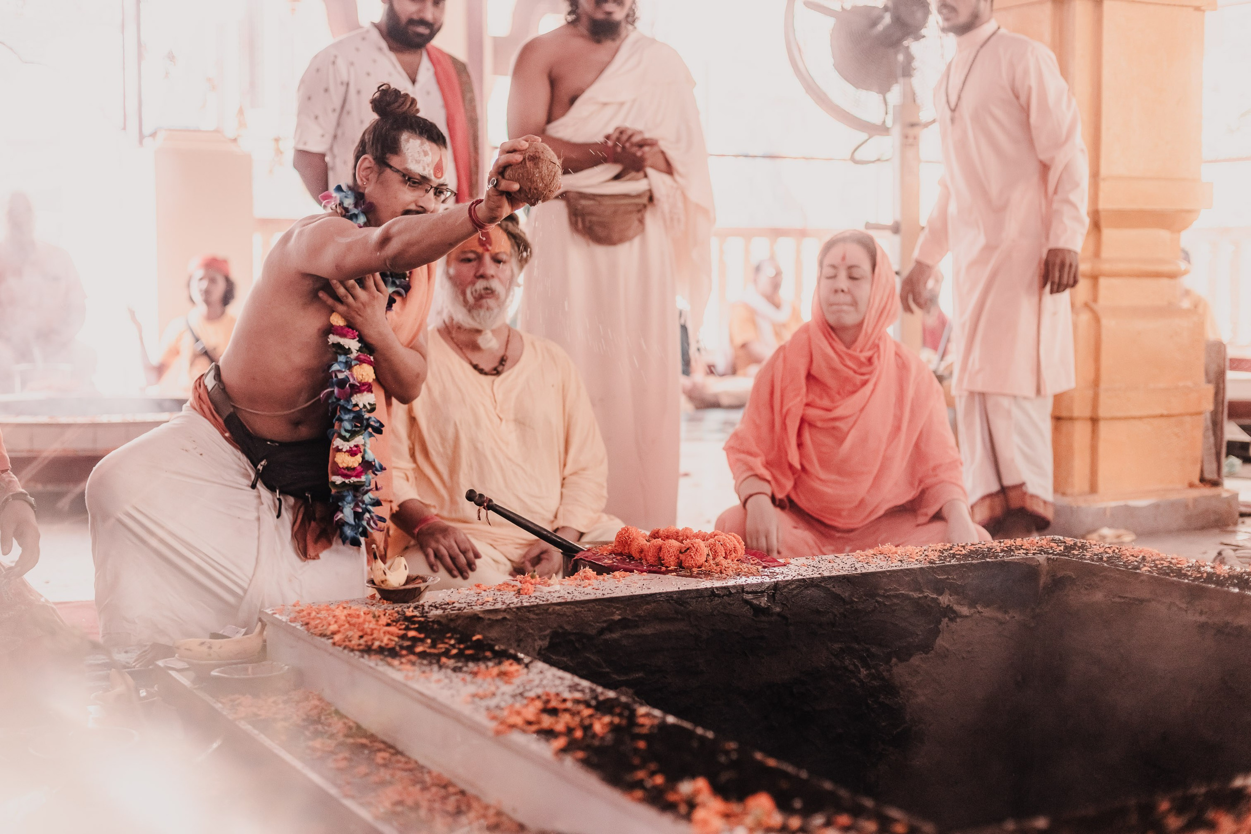 Navaratri yajna at Devraha Baba Ji ashram. Мариам Багдасарян
