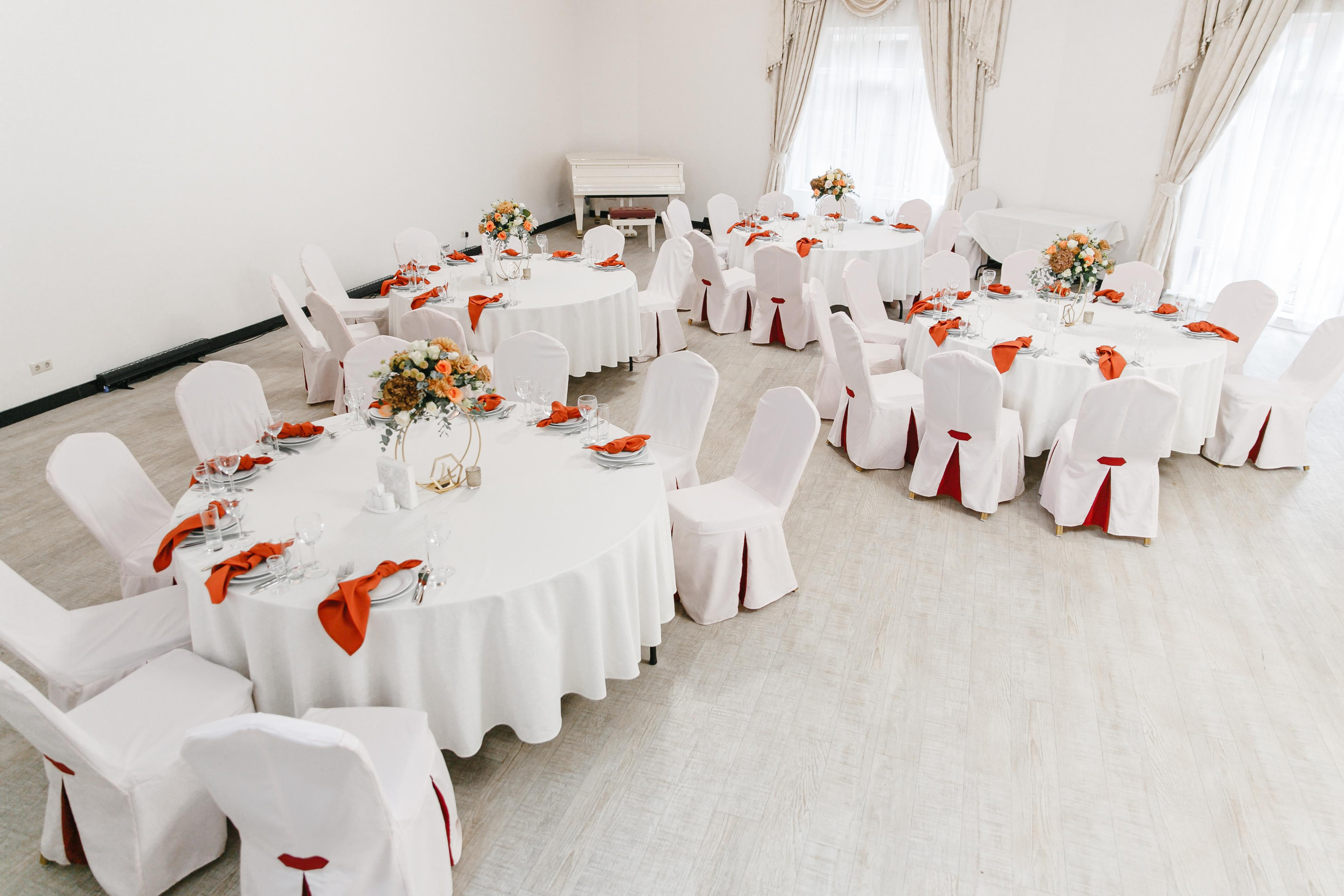 Фотографии зала. Банкетный комплекс и свадебное агенство "Александр Грин"