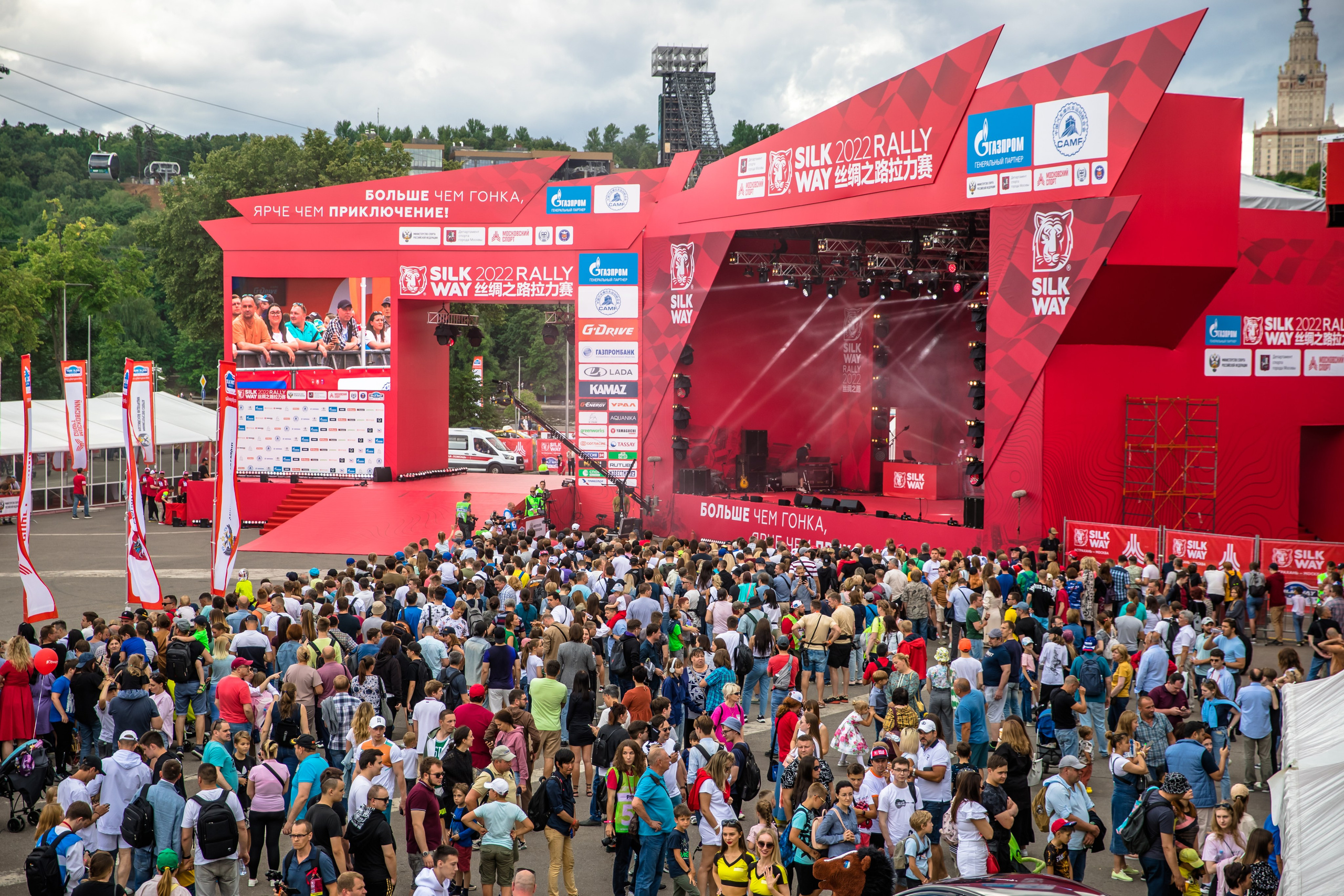 РЕКЛАМНЫЕ КОНСТРУКЦИИ И ЗАСТРОЙКИ. Портфолио