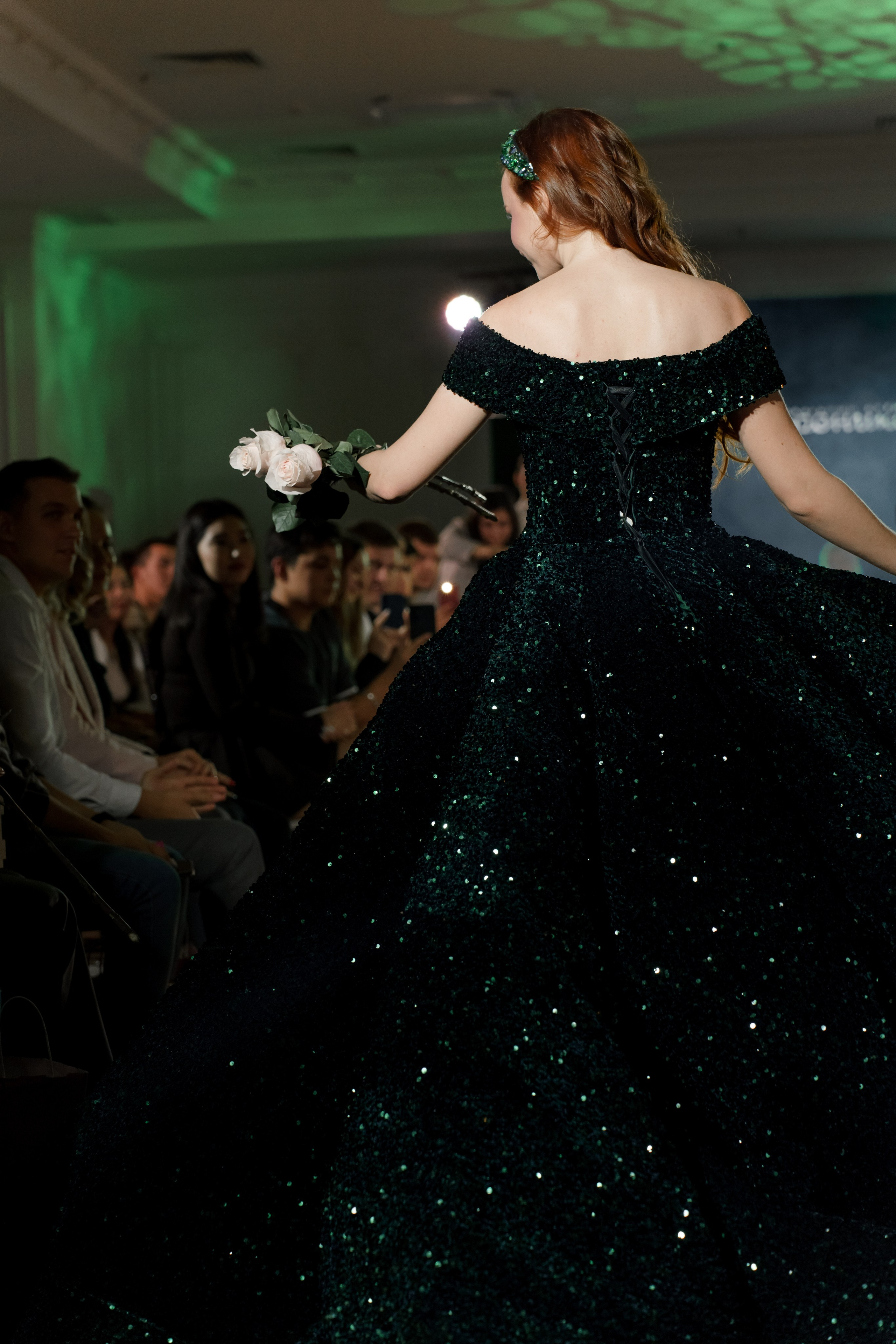 Выставка свадебных специалистов «Свадьба на 1000%». Свадебный фотограф в Санкт-Петербурге