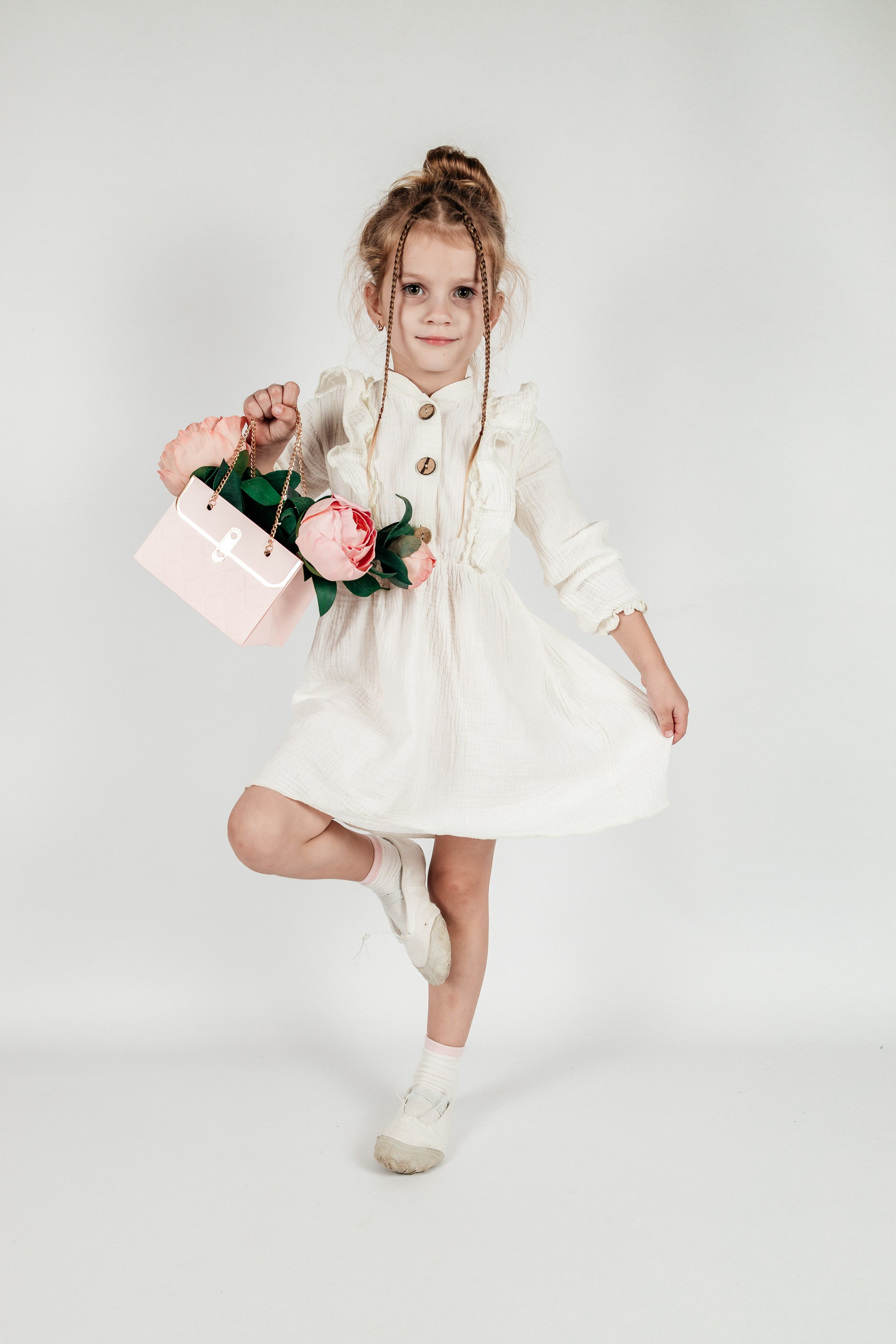 Кира. Свадебный и семейный фотограф станица Калининская Юлия Хлебодарова