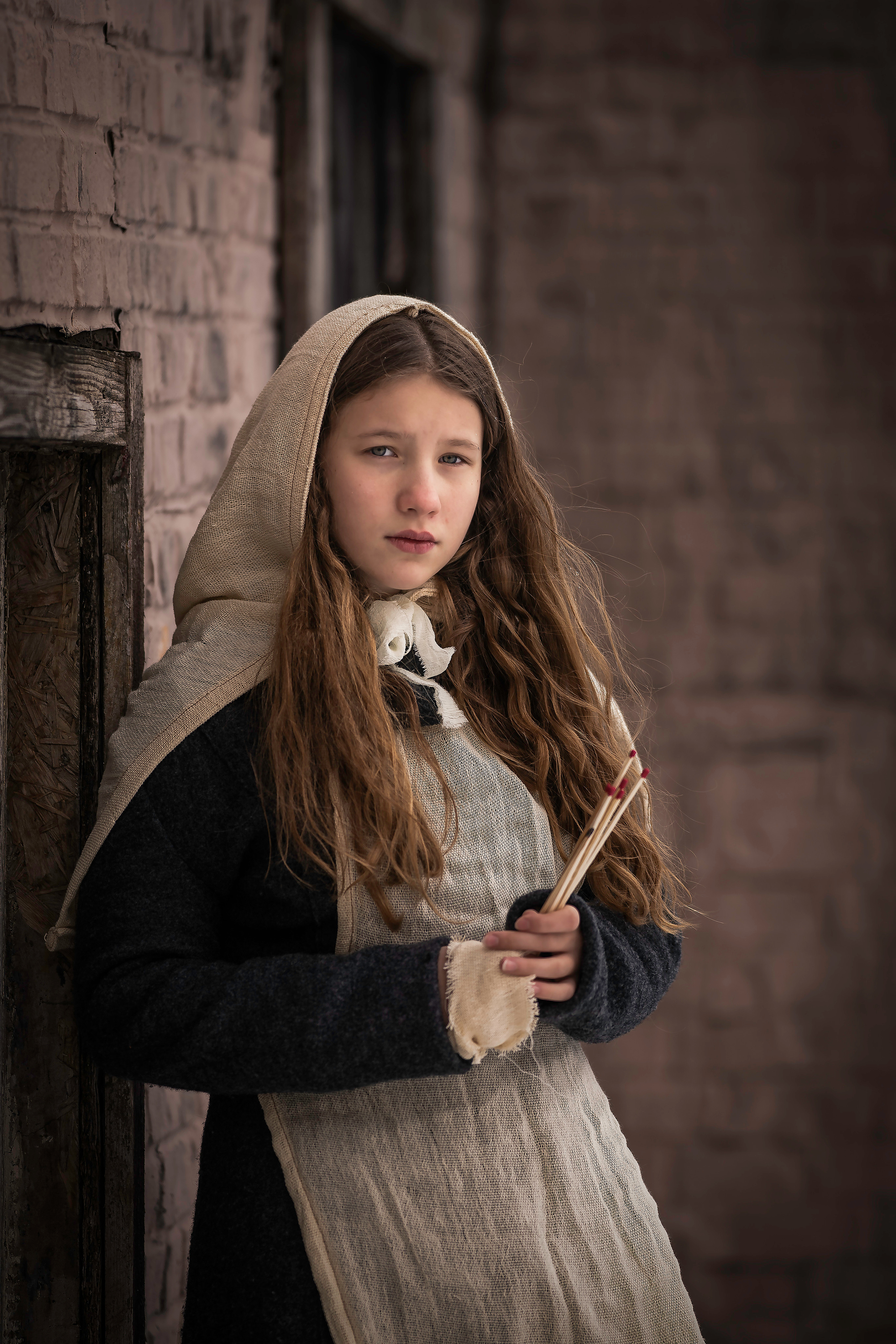 Девочка со спичками. Семейный фотограф Ефремова Виктория