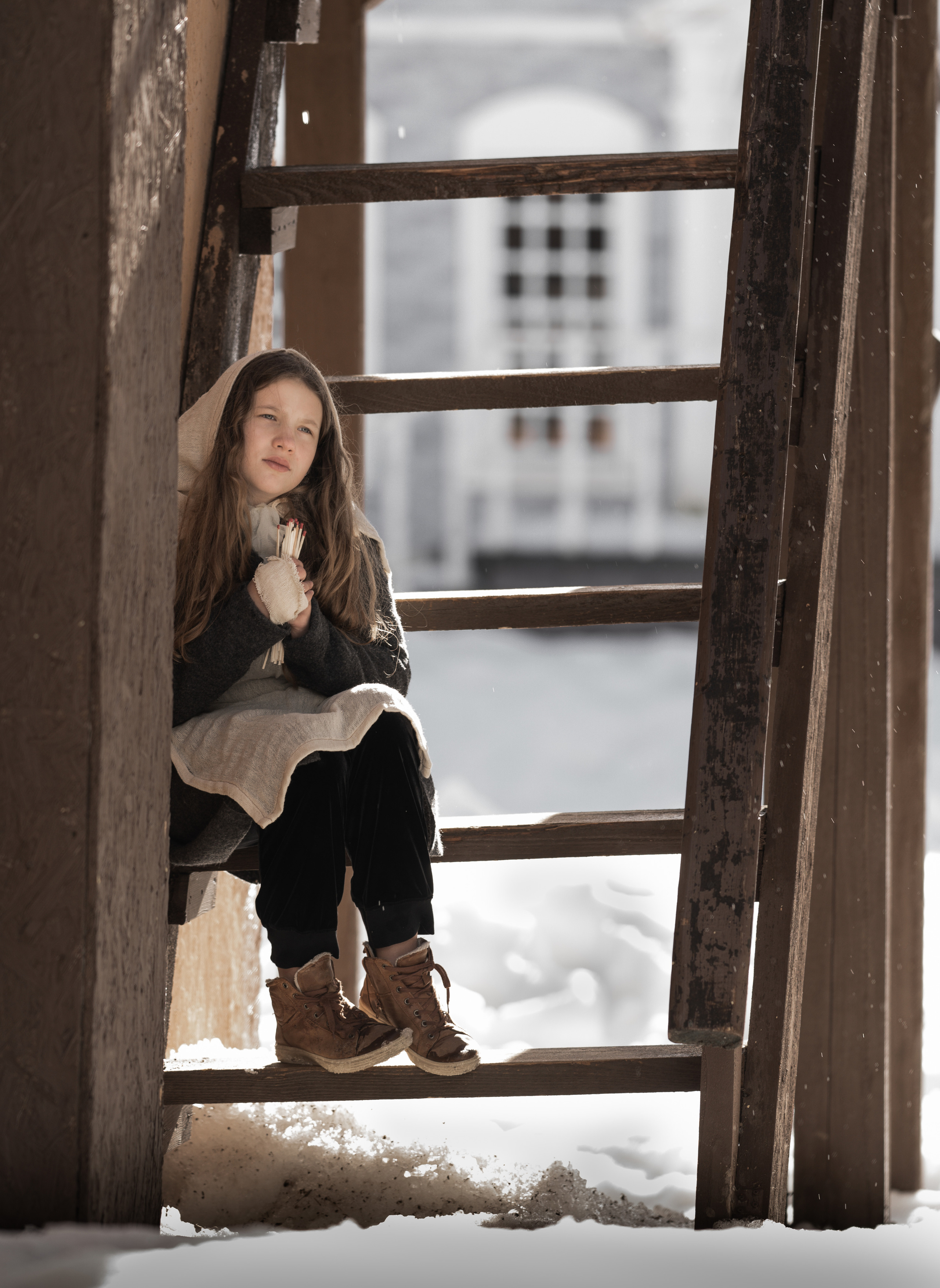 Девочка со спичками. Семейный фотограф Ефремова Виктория