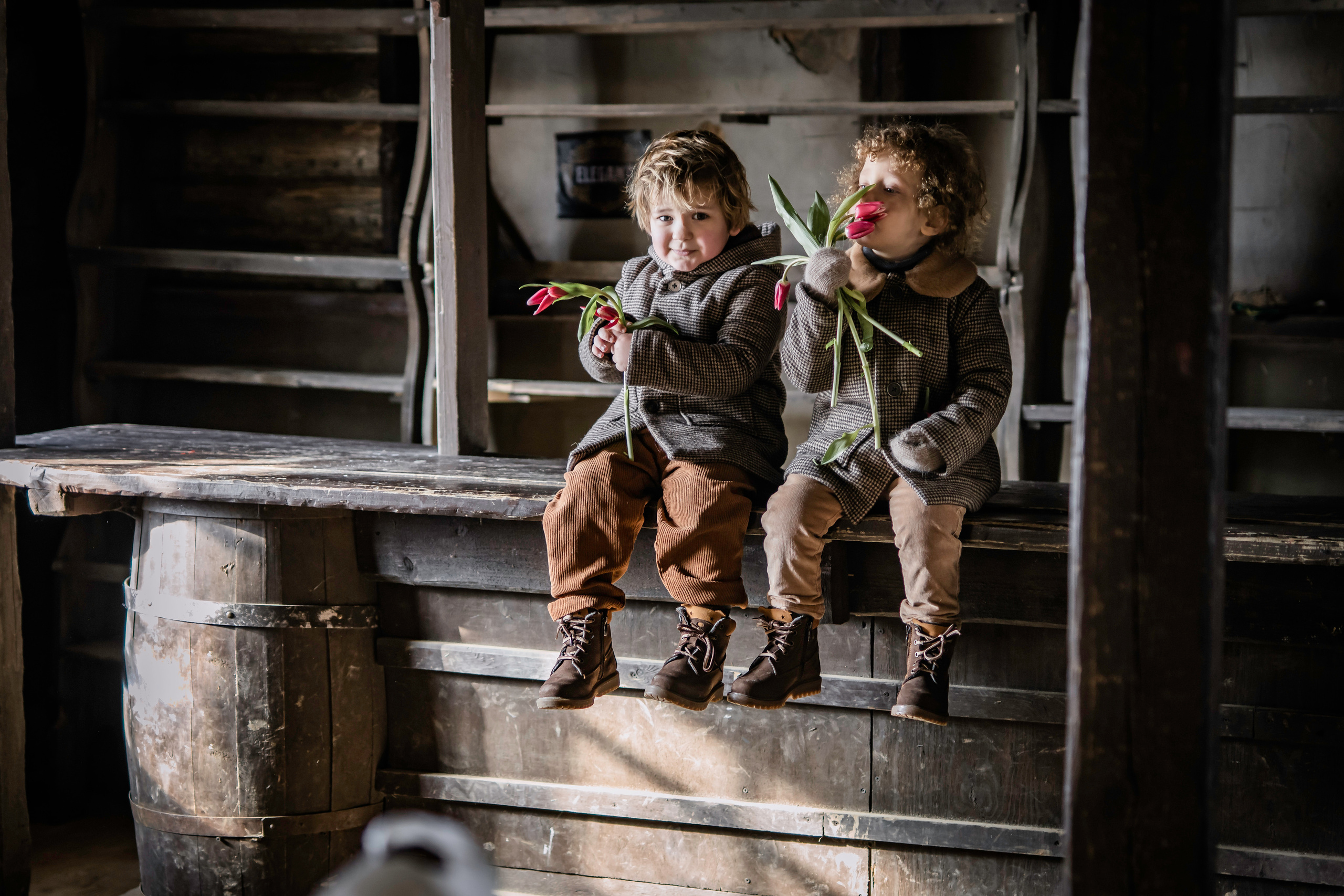 Малыши и тюльпаны. Семейный фотограф Ефремова Виктория