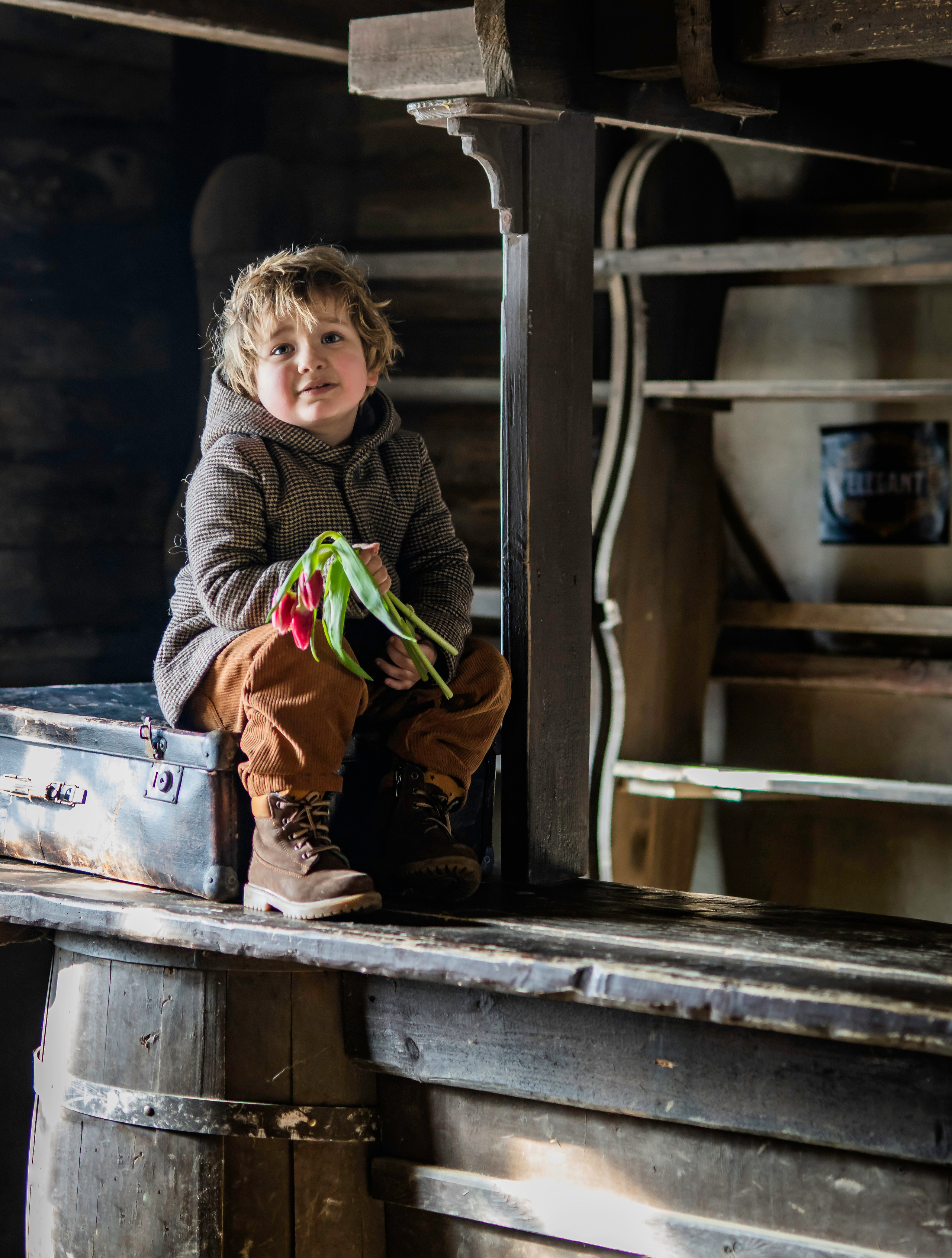 Малыши и тюльпаны. Семейный фотограф Ефремова Виктория
