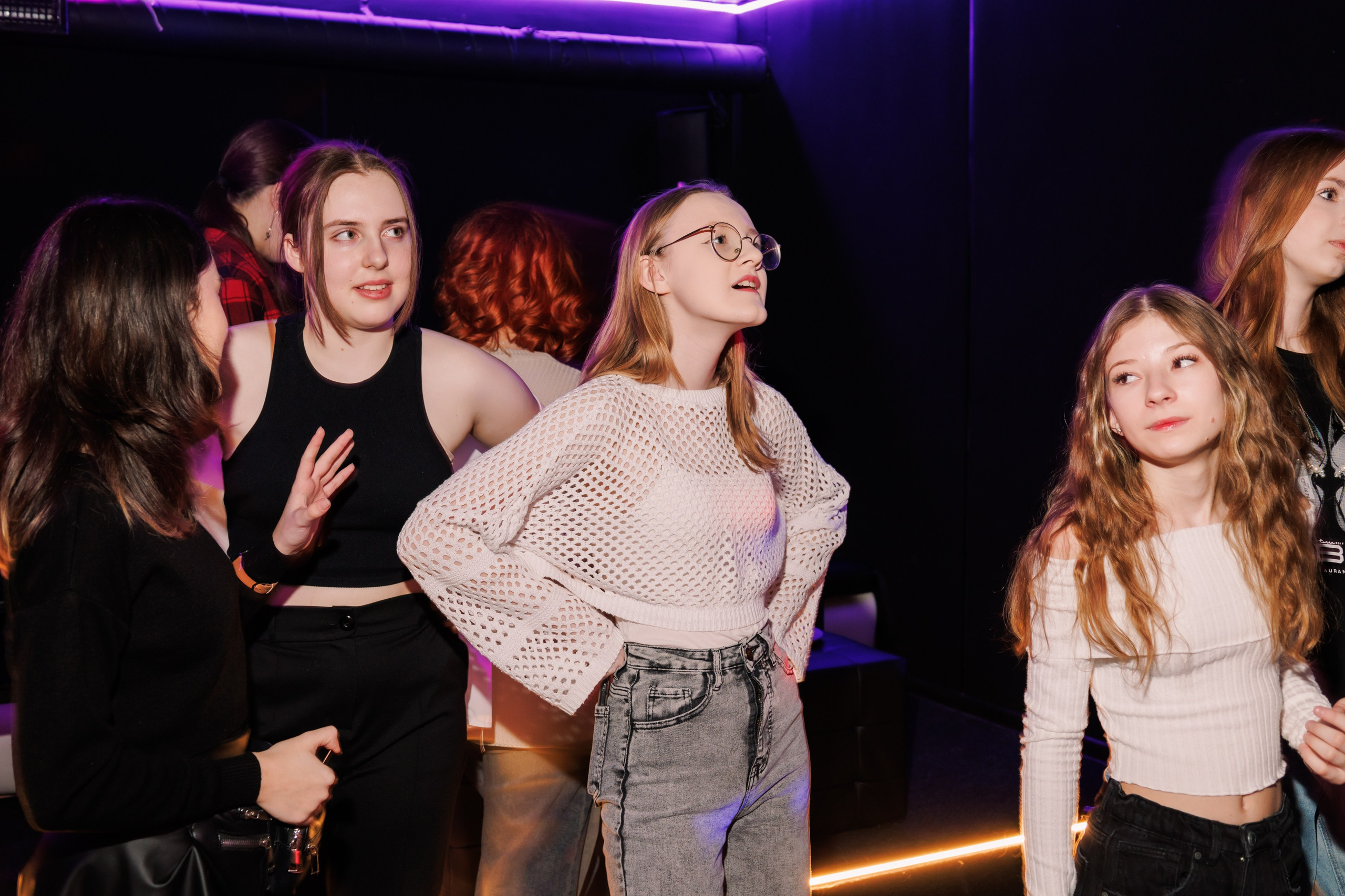 День Рождения в караоке 2. Фотограф в Москве Дмитрий Емельянов