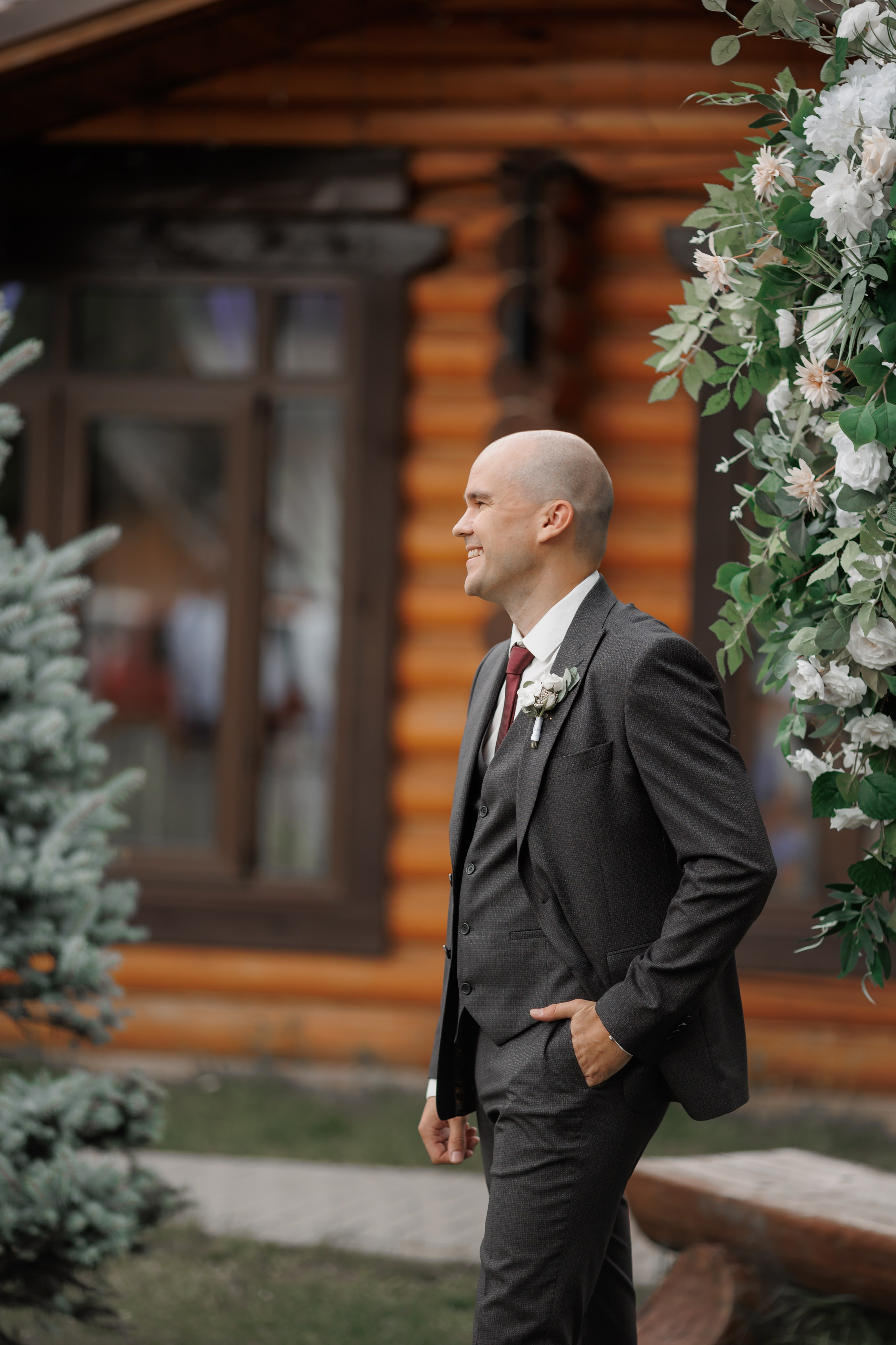 Полина и Дмитрий, загородный клуб «Барин», ЗАГС в г. Пушкино. Свадебный и репортажный фотограф (Москва, Королев и другие)