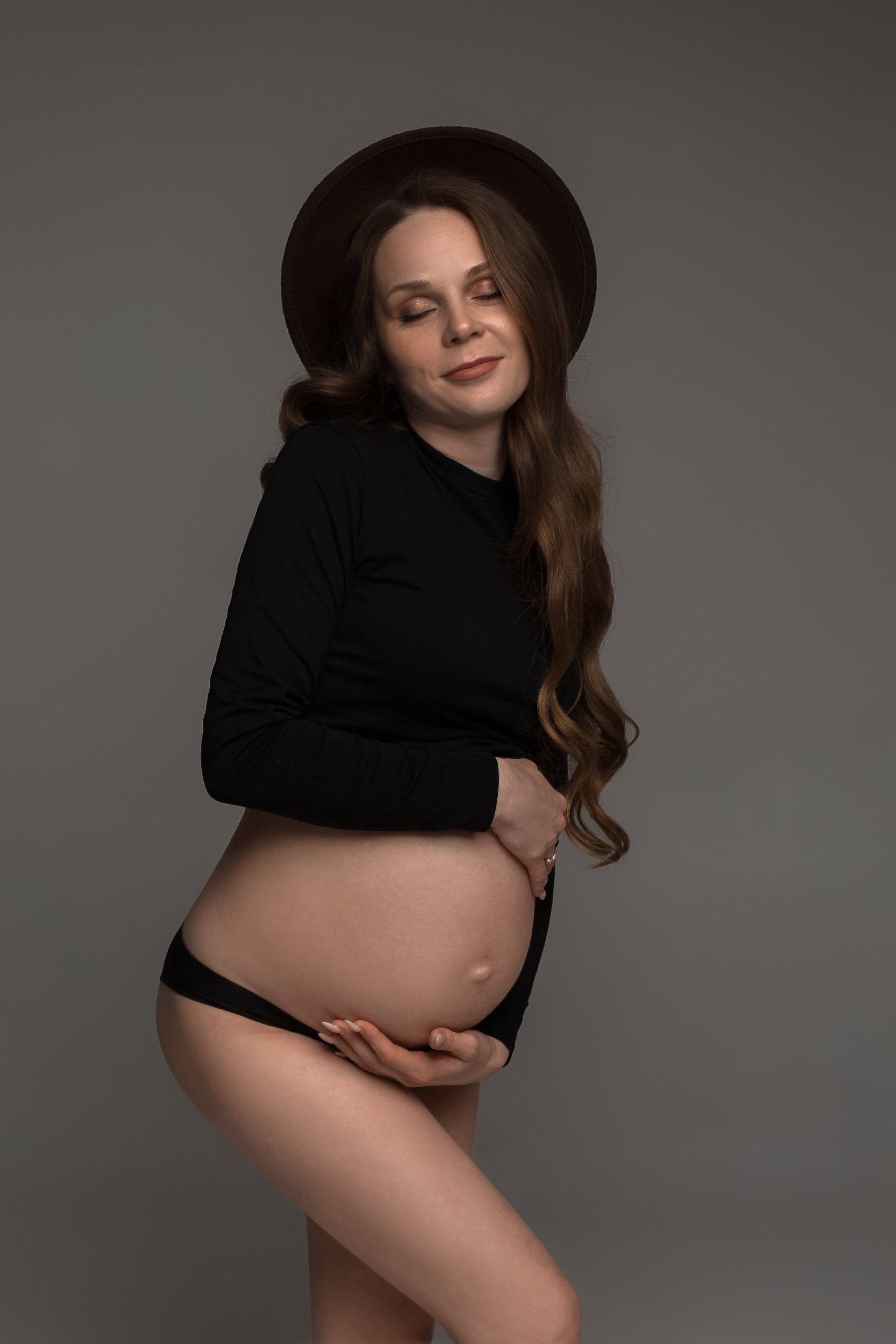 Съёмочный гардероб. Фотограф в стиле минимализм Тюмень