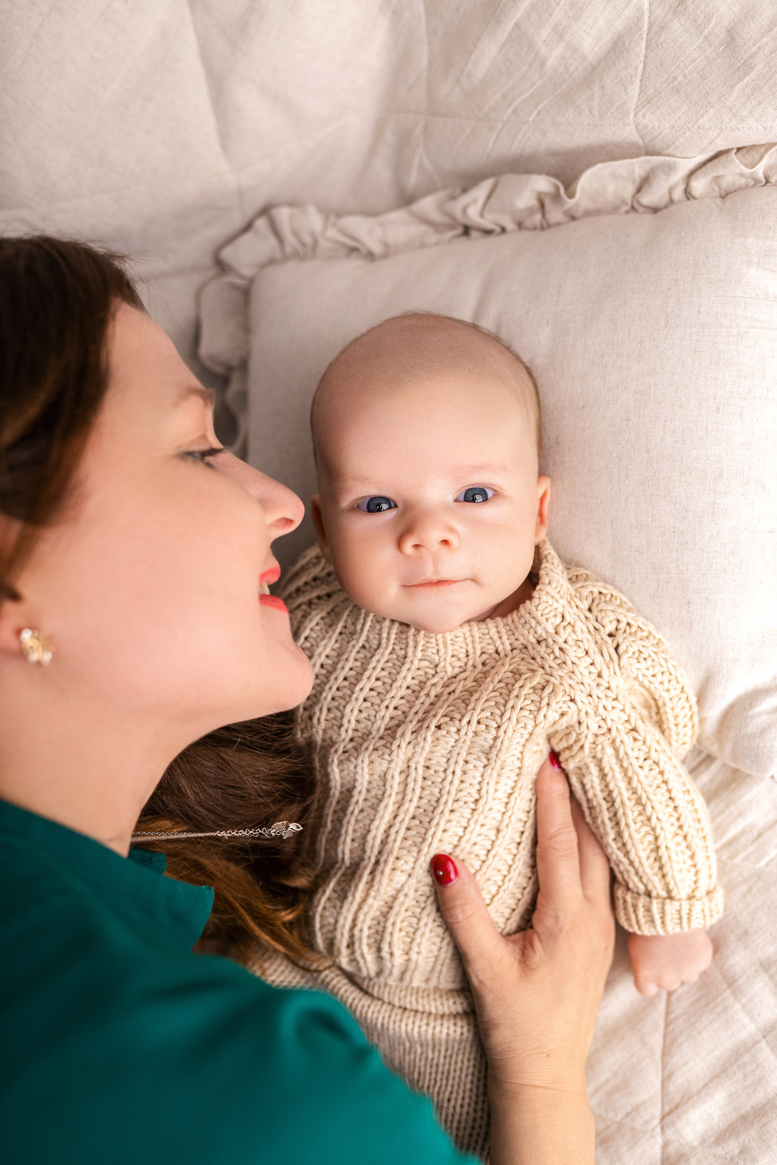 Newborn съемка в стиле Лайф. Фотограф новорожденных малышей в Омске и Омской области Эльвира Камаева
