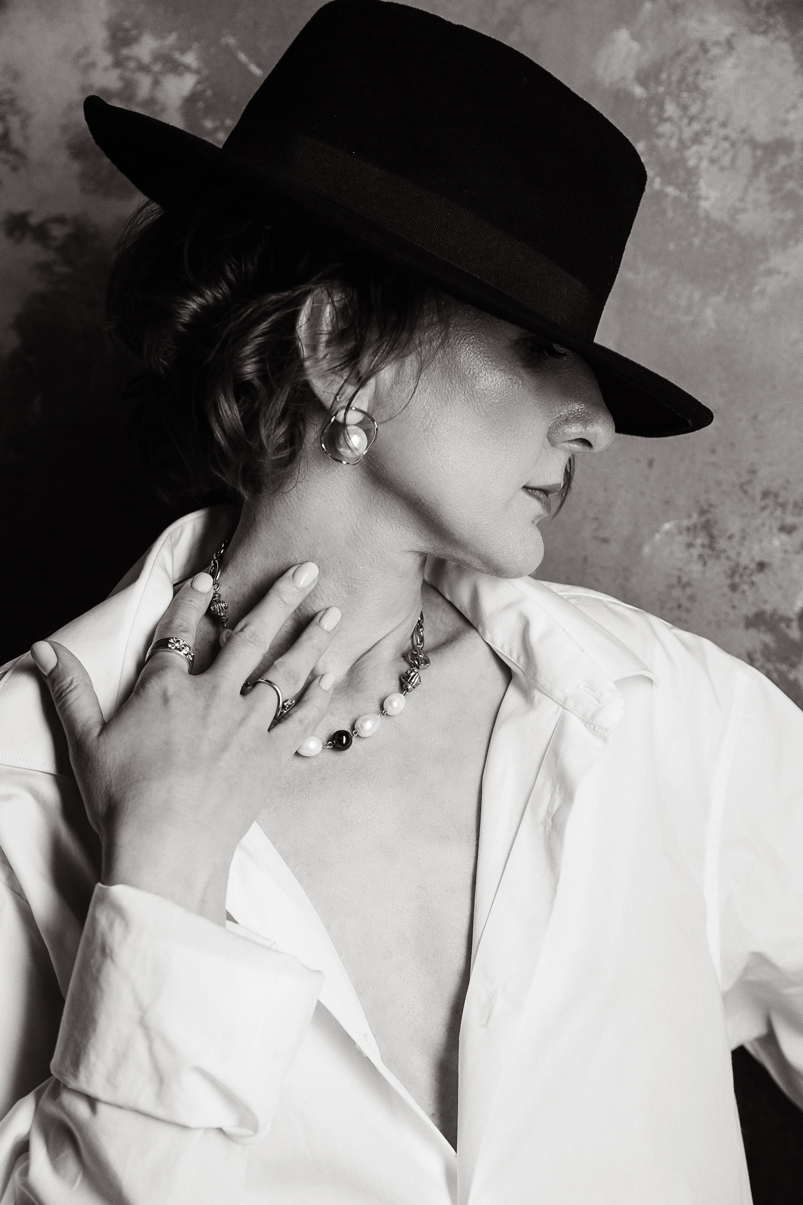 Женская фотосессия в ID Studio Москва. Бренд‑фотограф в Москве | Rina _Sphoto — личный и бизнес‑контент