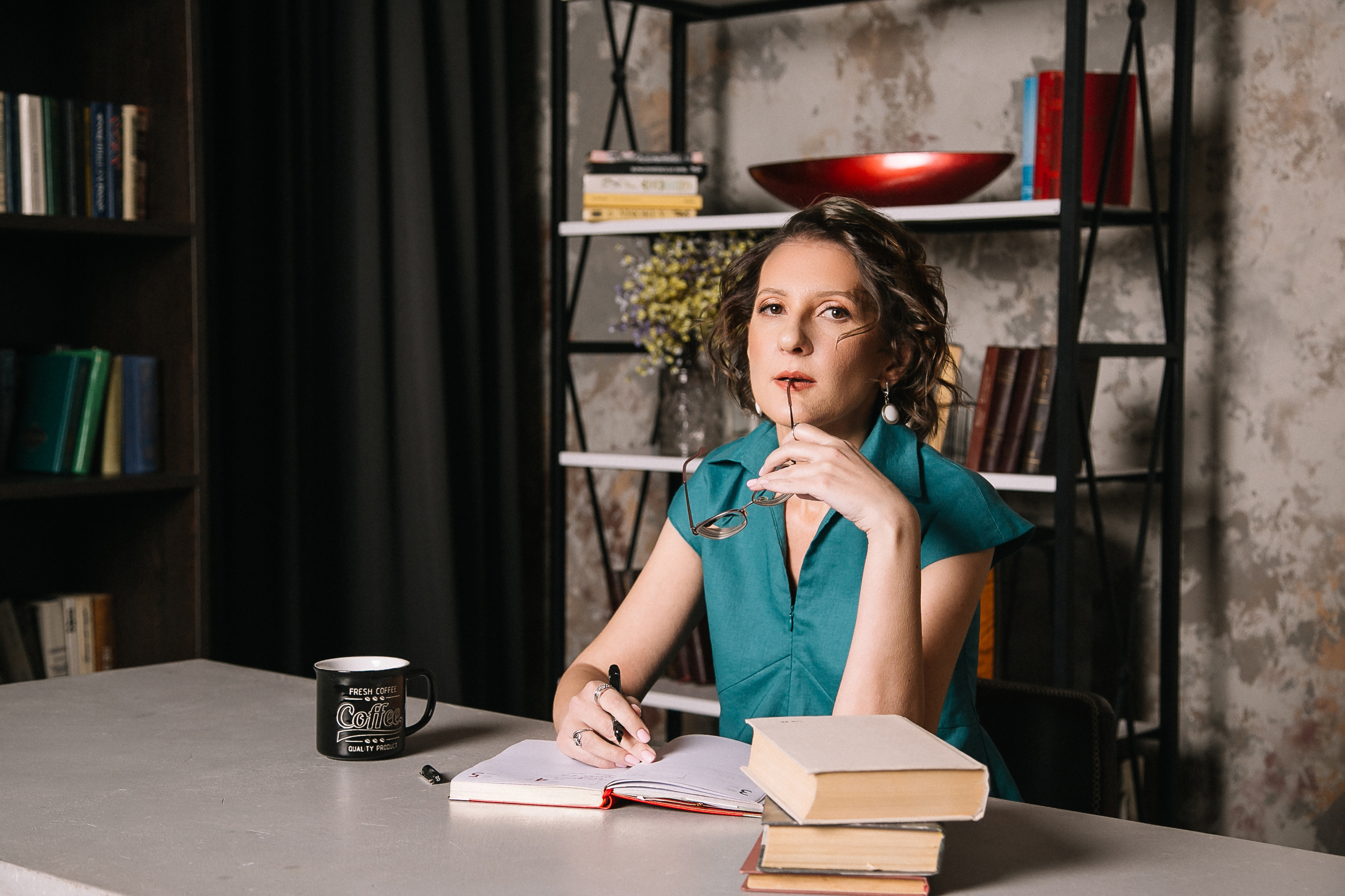 Женская фотосессия в ID Studio Москва. Бренд‑фотограф в Москве | Rina _Sphoto — личный и бизнес‑контент