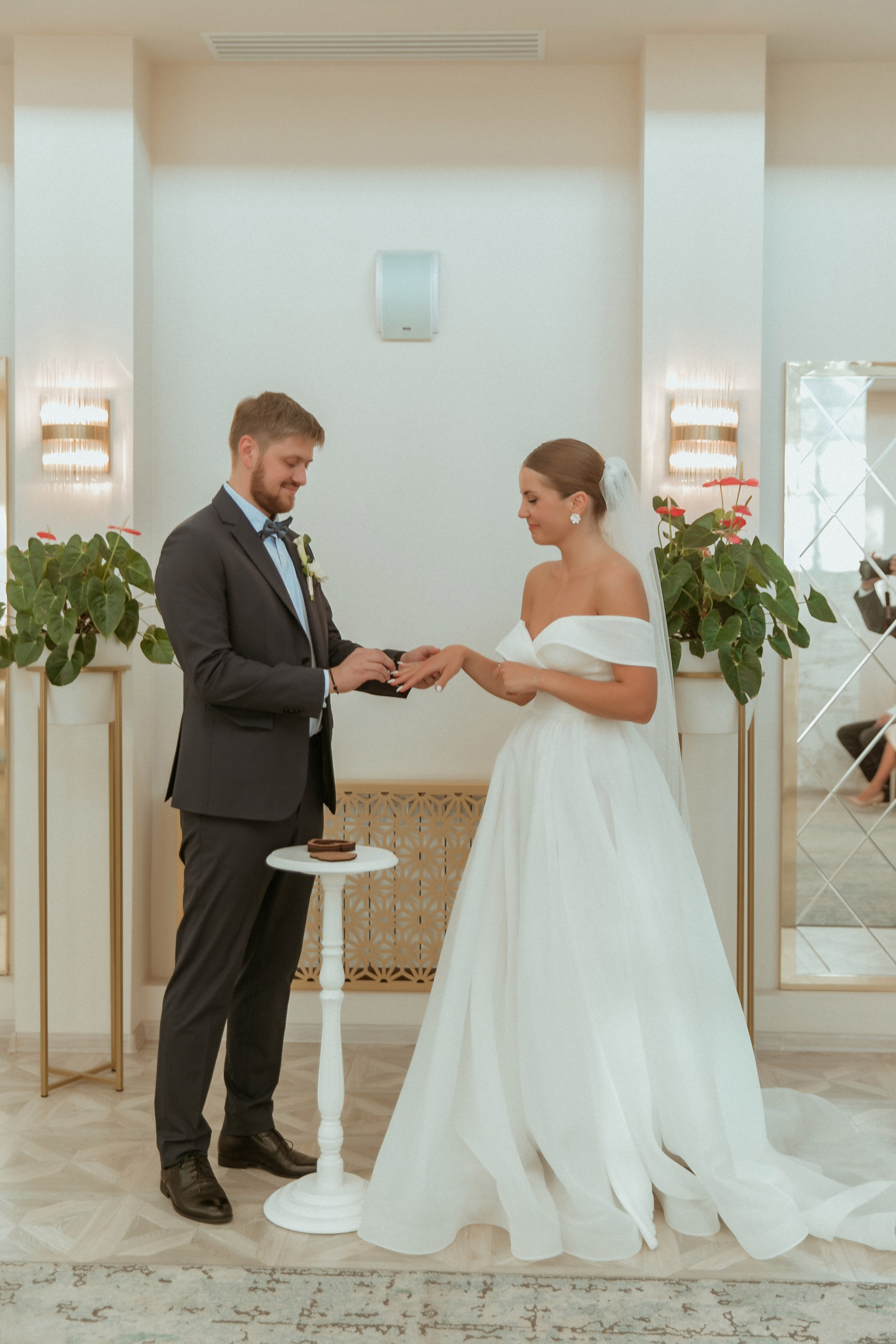 Фотограф и видеограф на свадьбу на полный день. Фотограф, видеограф на свадьбу в Москве Никита Назаров