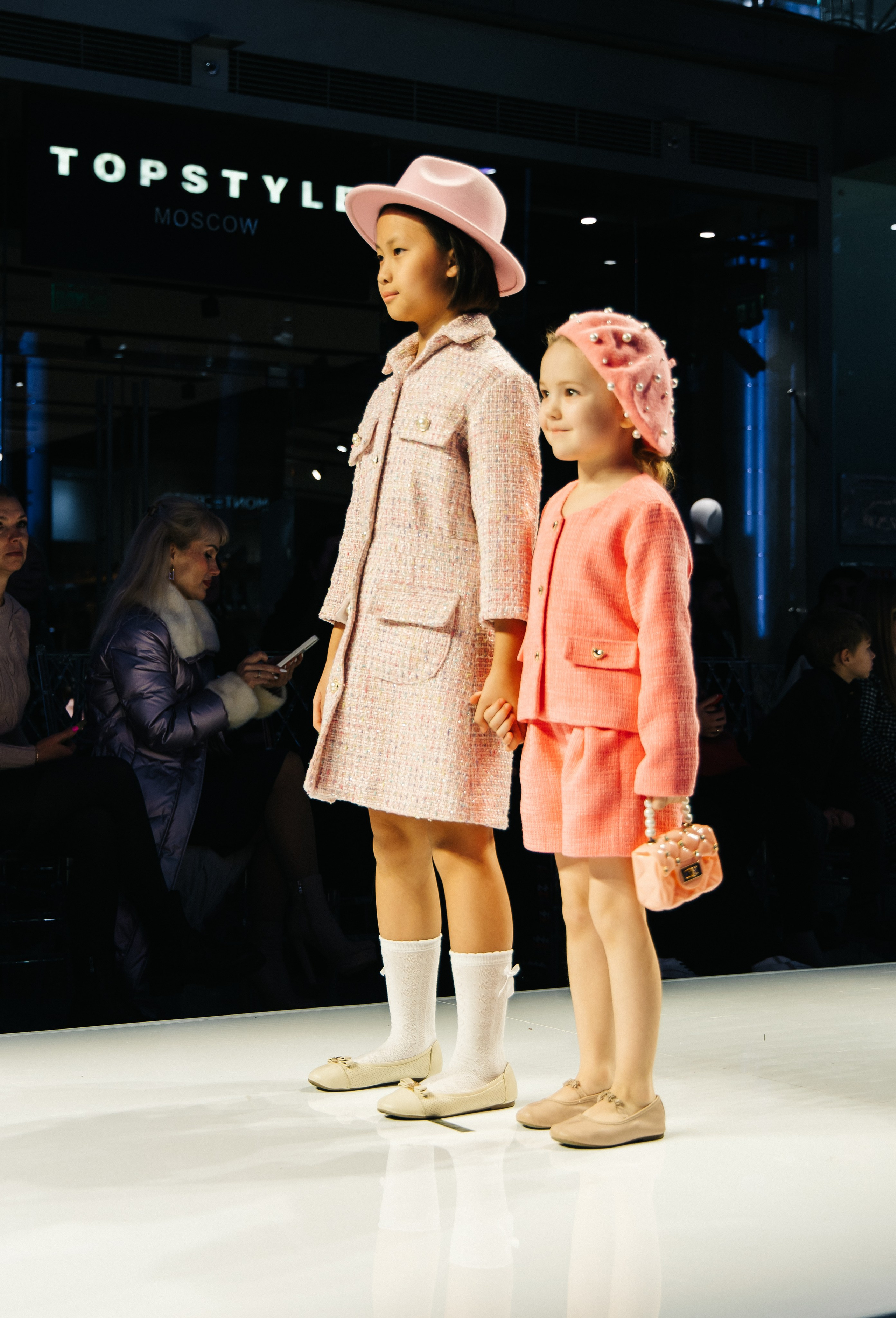 Неделя моды в галерее модные сезоны. Репортажный фотограф Катерина Гилс Москва