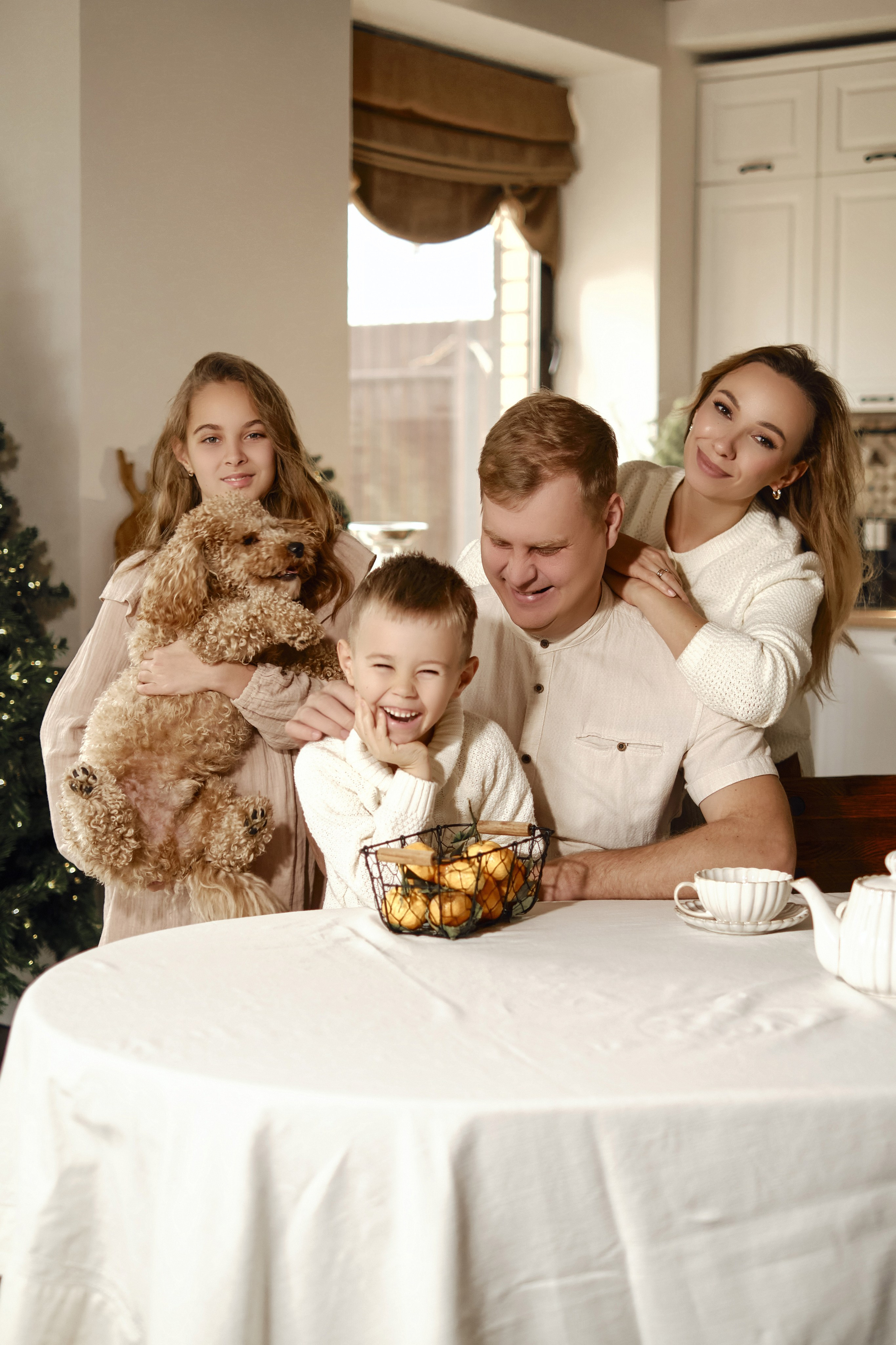Семейная новогодняя фотосессия в фото-доме. Свадебный фотограф Челябинск Кристина Кулецкая