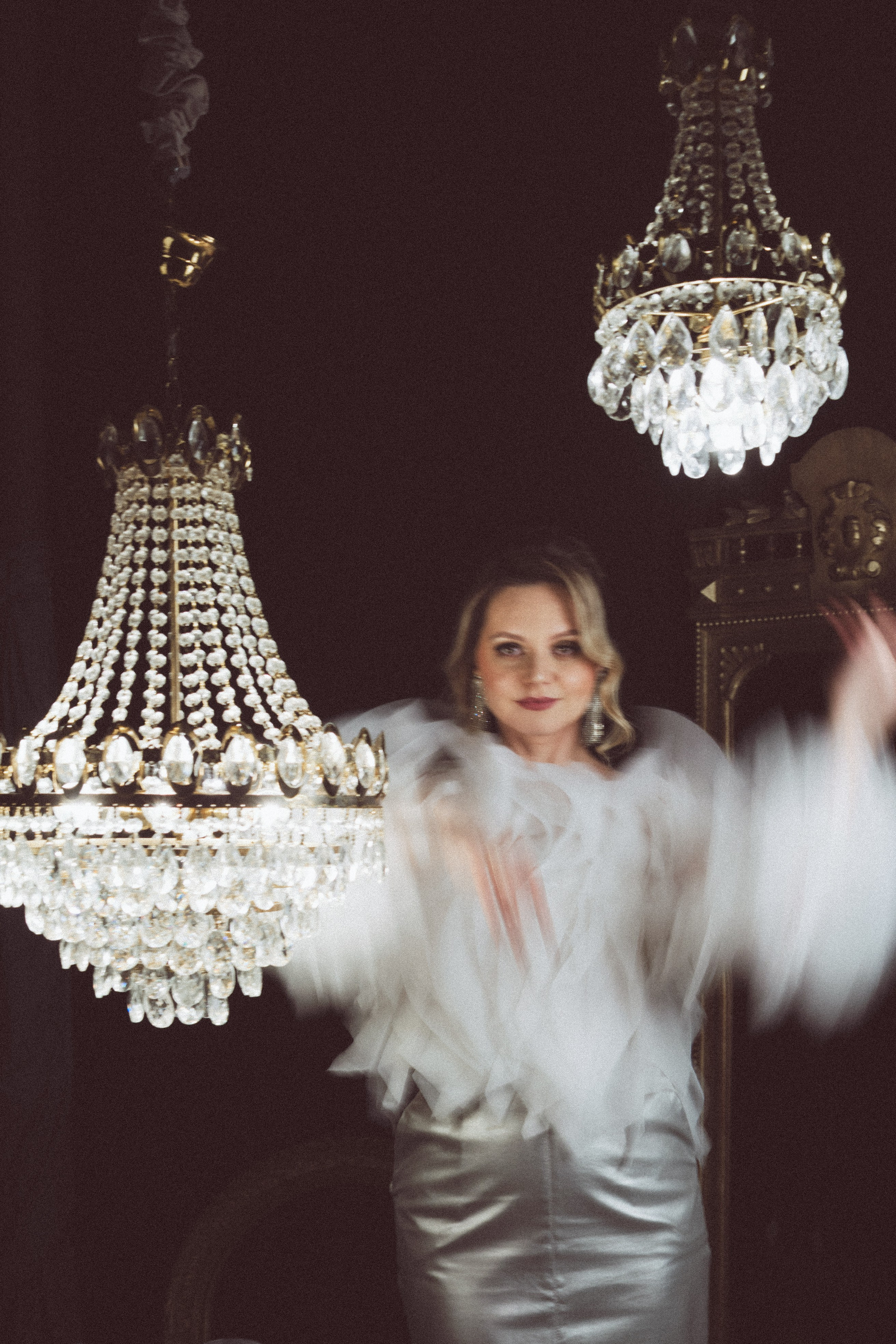 НОВОГОДНЯЯ ФОТОСЕСИИЯ В СТУДИИ ДЛЯ ДЕВУШКИ И ПРОГУЛКА ПО ЧЕРНЫШЕВСКОЙ. Профессиональный фотограф, Санкт-Петербург — Виктория Богомолова