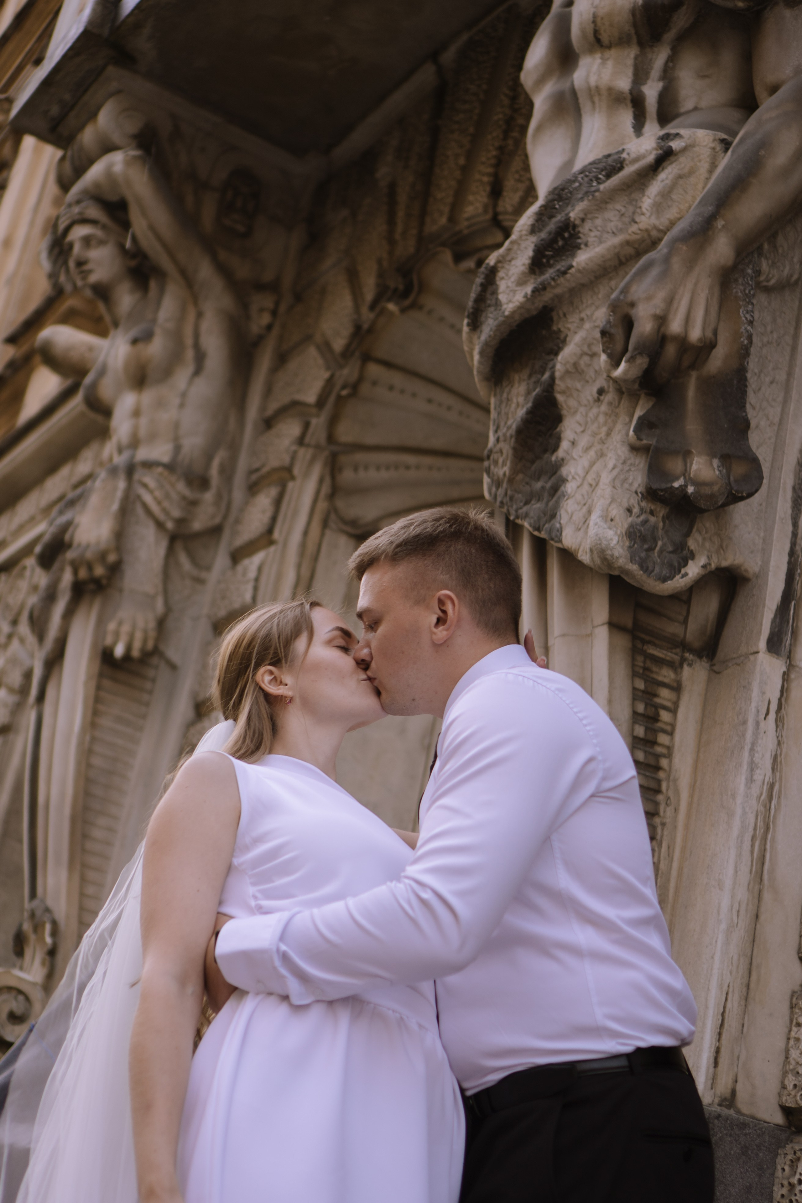 СВАДЕБНАЯ СЬЕМКА С ИСАКИЕВСКИМ СОБОРОМ, АСТОРИЯ И ЗАКОНОДАТЕЛЬНОЕ СОБРАНИЕ. Профессиональный фотограф, Санкт-Петербург — Виктория Богомолова