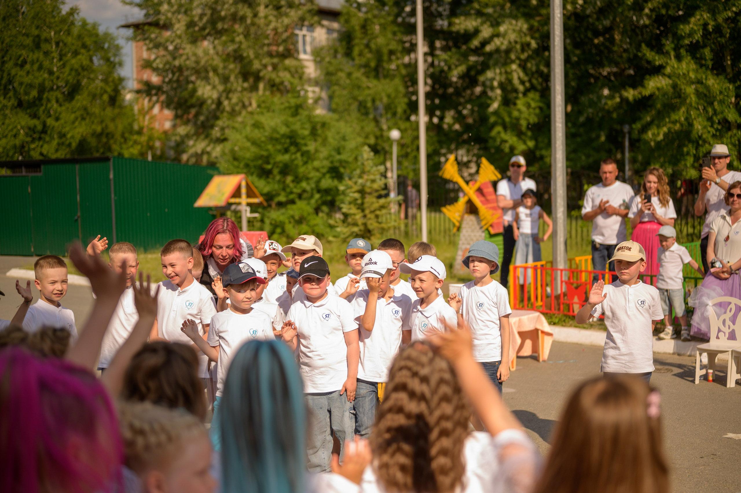 Репортаж выпускного группа «Фантазёры» 3 садик. Фотограф новорожденных, семейный детский в Тюмени Татьяна Морозова