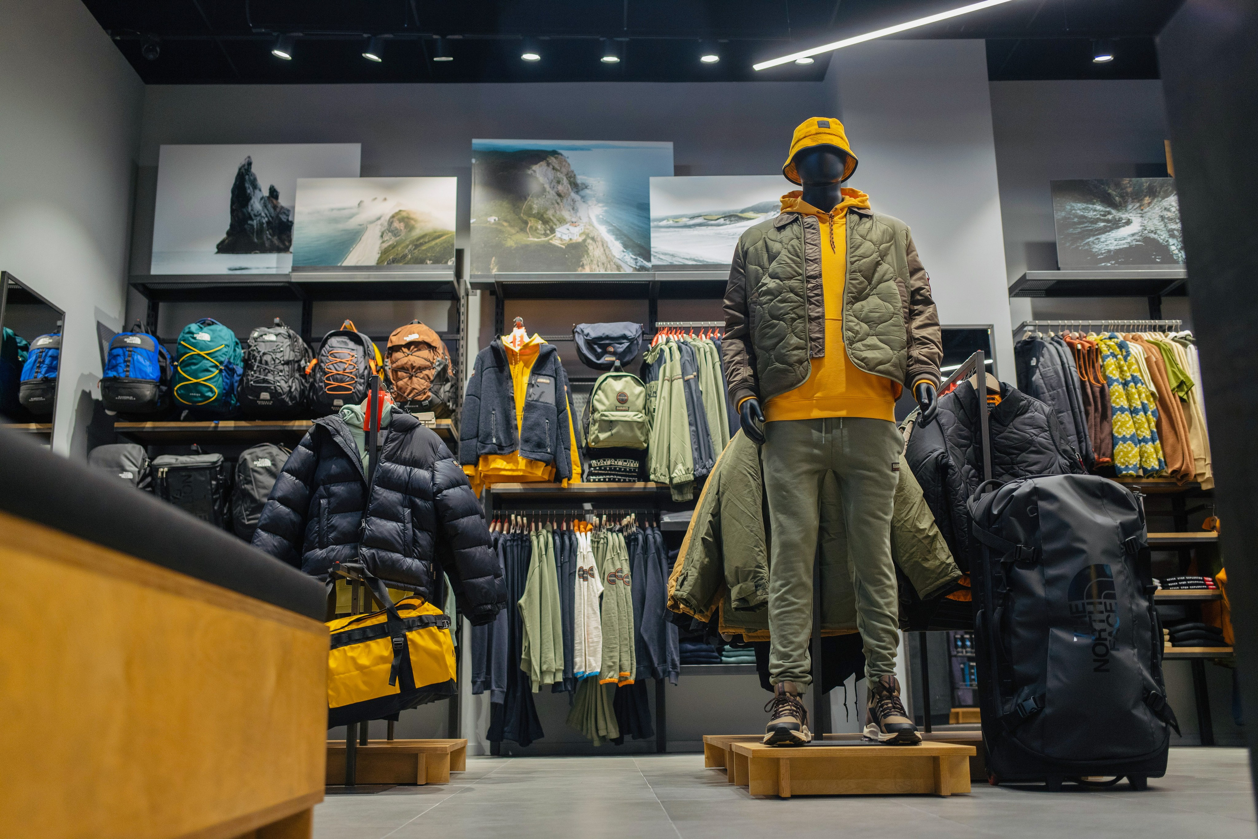 Cafe&shop. Photographer Alina Skitovich