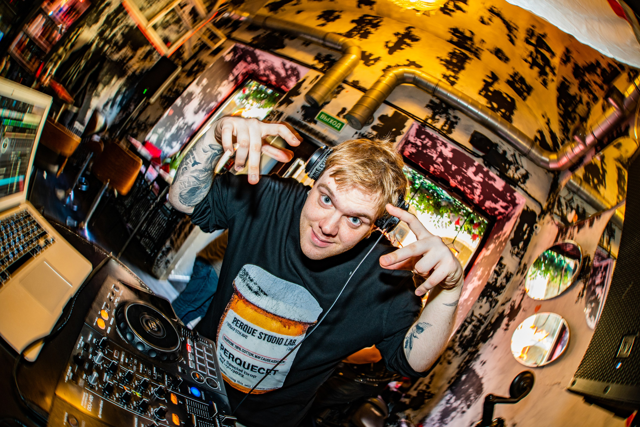 Панк-вечеринка в Баре разбитых сердец. Концертный и репортажный фотограф в Санкт-Петербурге Слава Пахомов