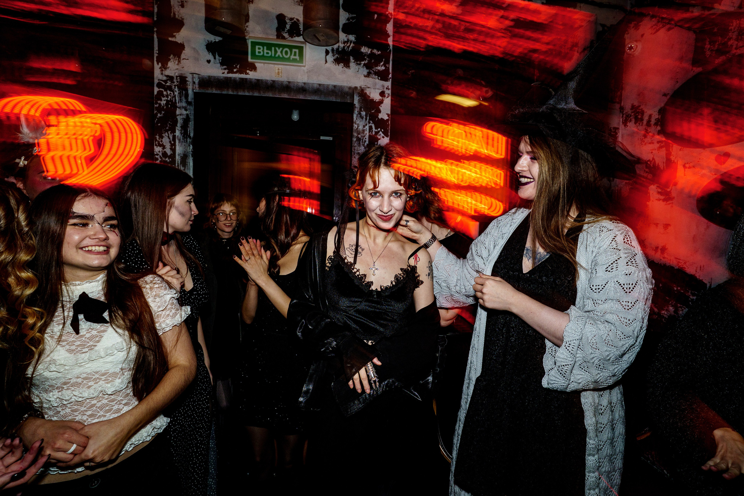 Halloween party. Бар разбитых сердец. Концертный и репортажный фотограф в Санкт-Петербурге Слава Пахомов