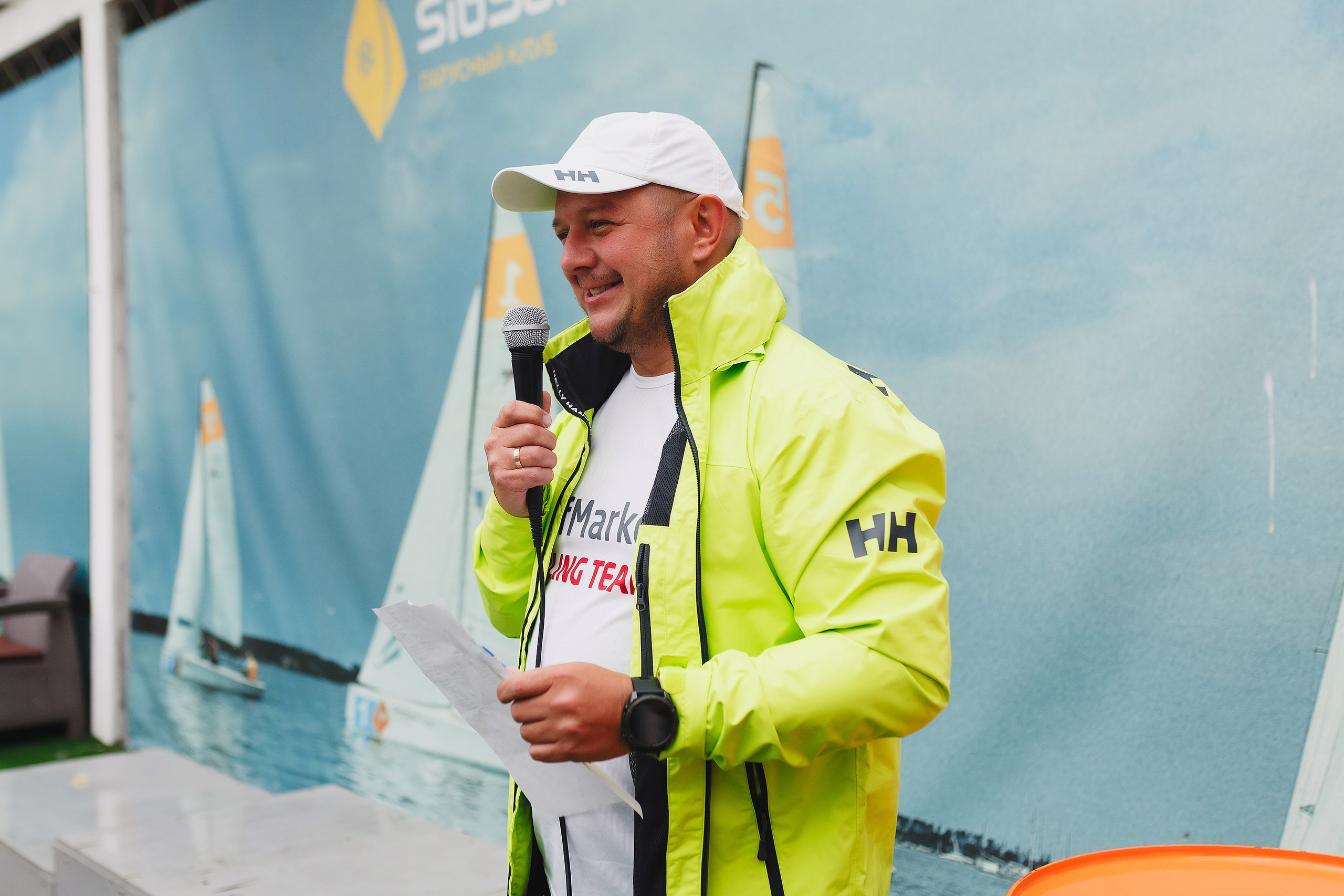 ЯХТИНГ. Roman Photo