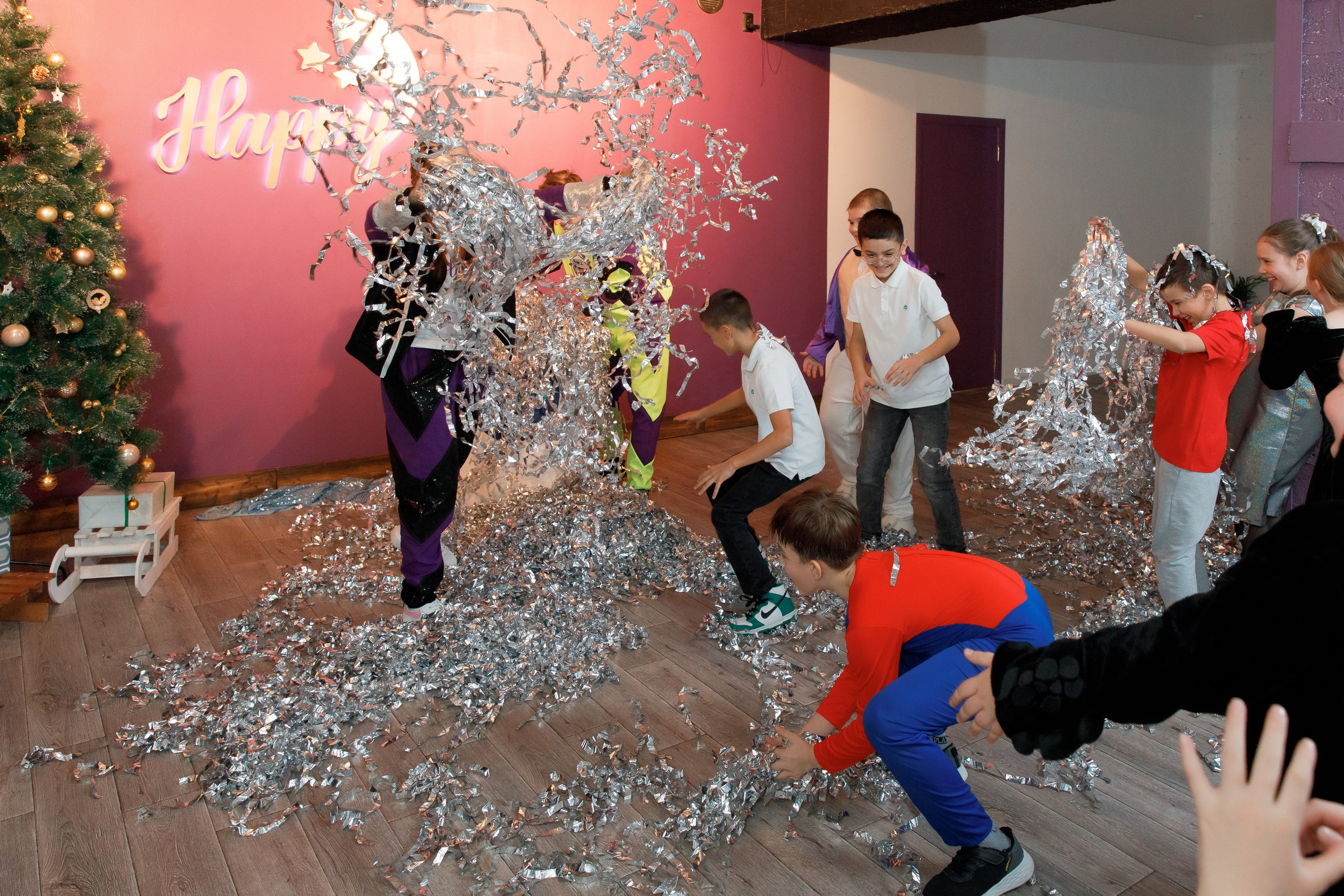 Школа «Кристалл» | Новогодняя программа. Свадебный, семейный и школьный фотограф в Сызрани Максим Баталов