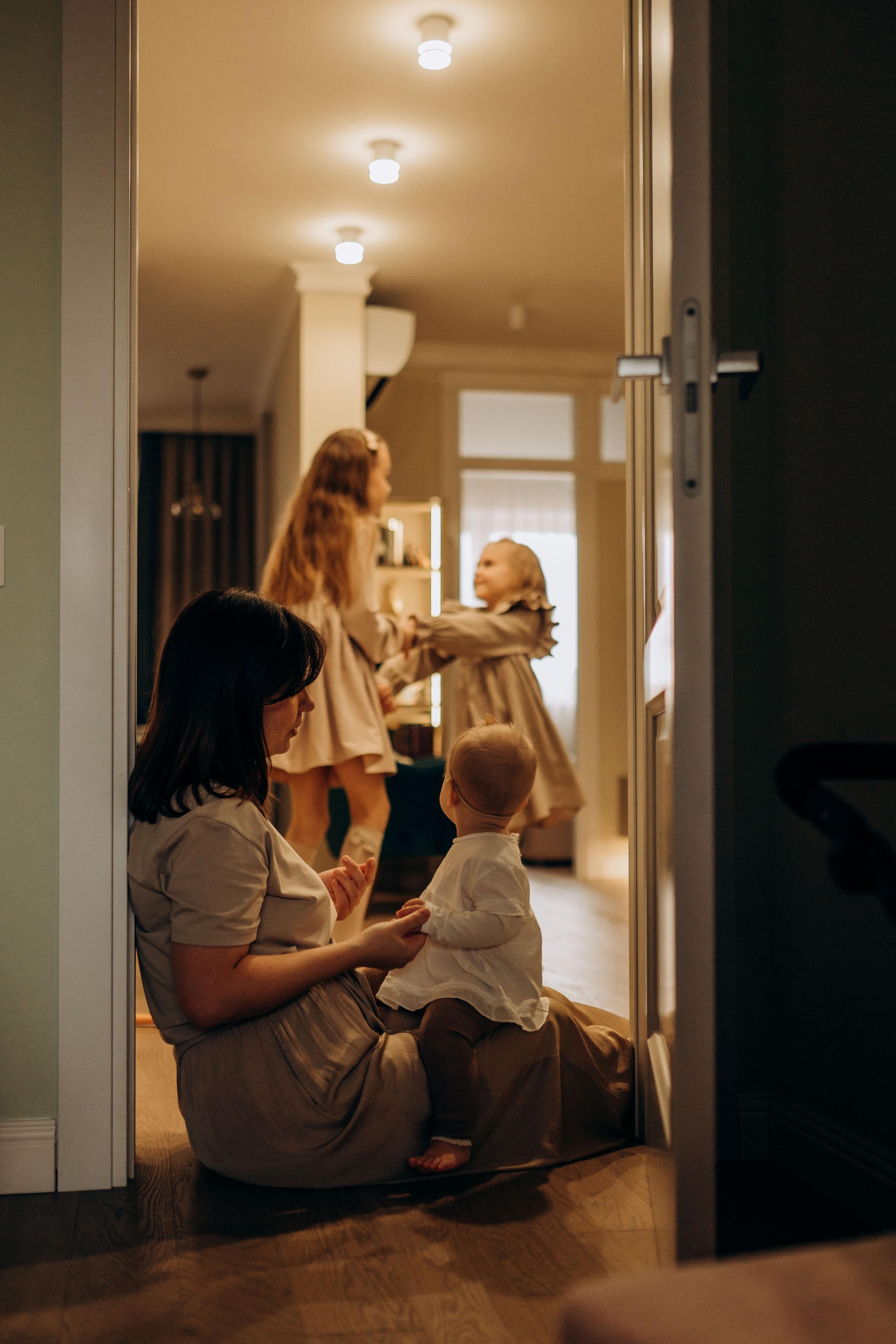 Годик младшей сестрёнке. Семейный фотограф в Домодедово и Москве Елена Пичугина