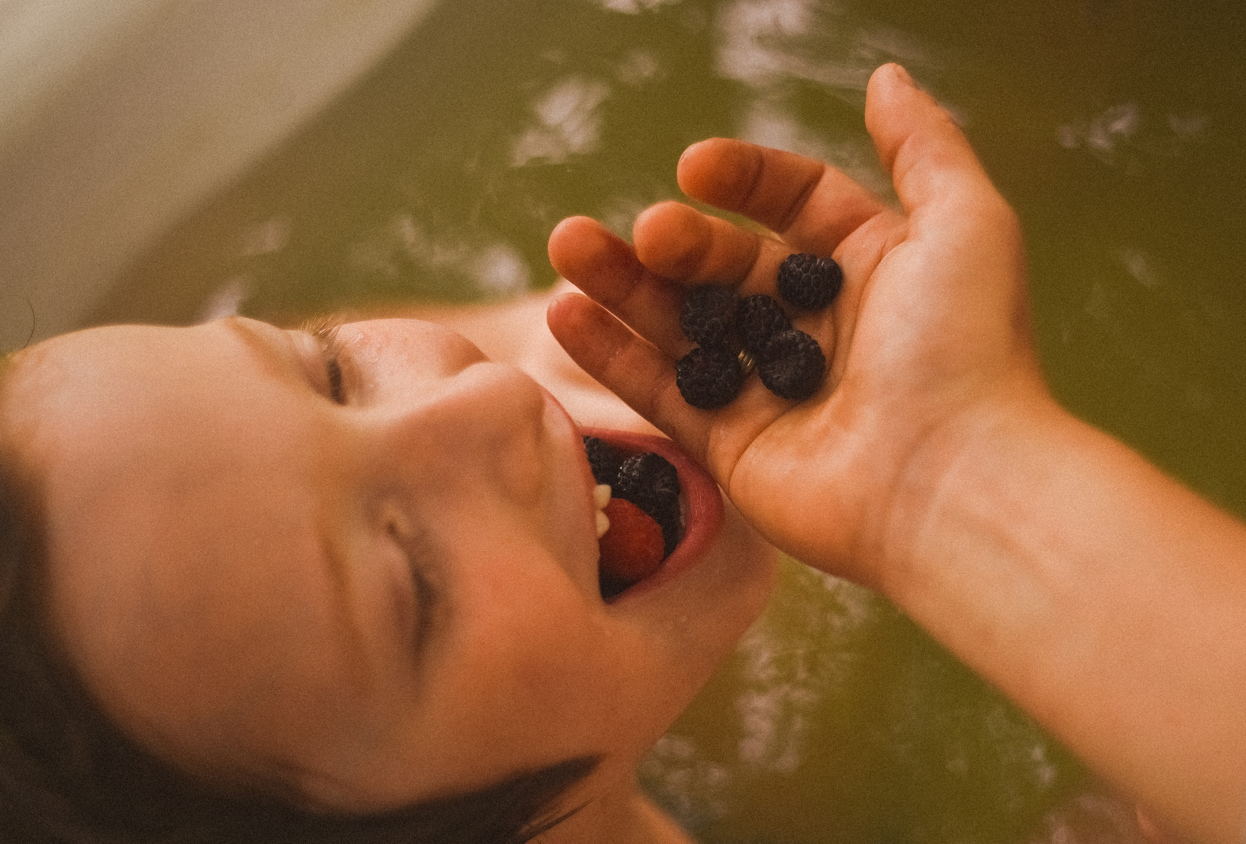 Ванна на костре. Детский и семейный фотограф в Новосибирске Саша Дорошенко