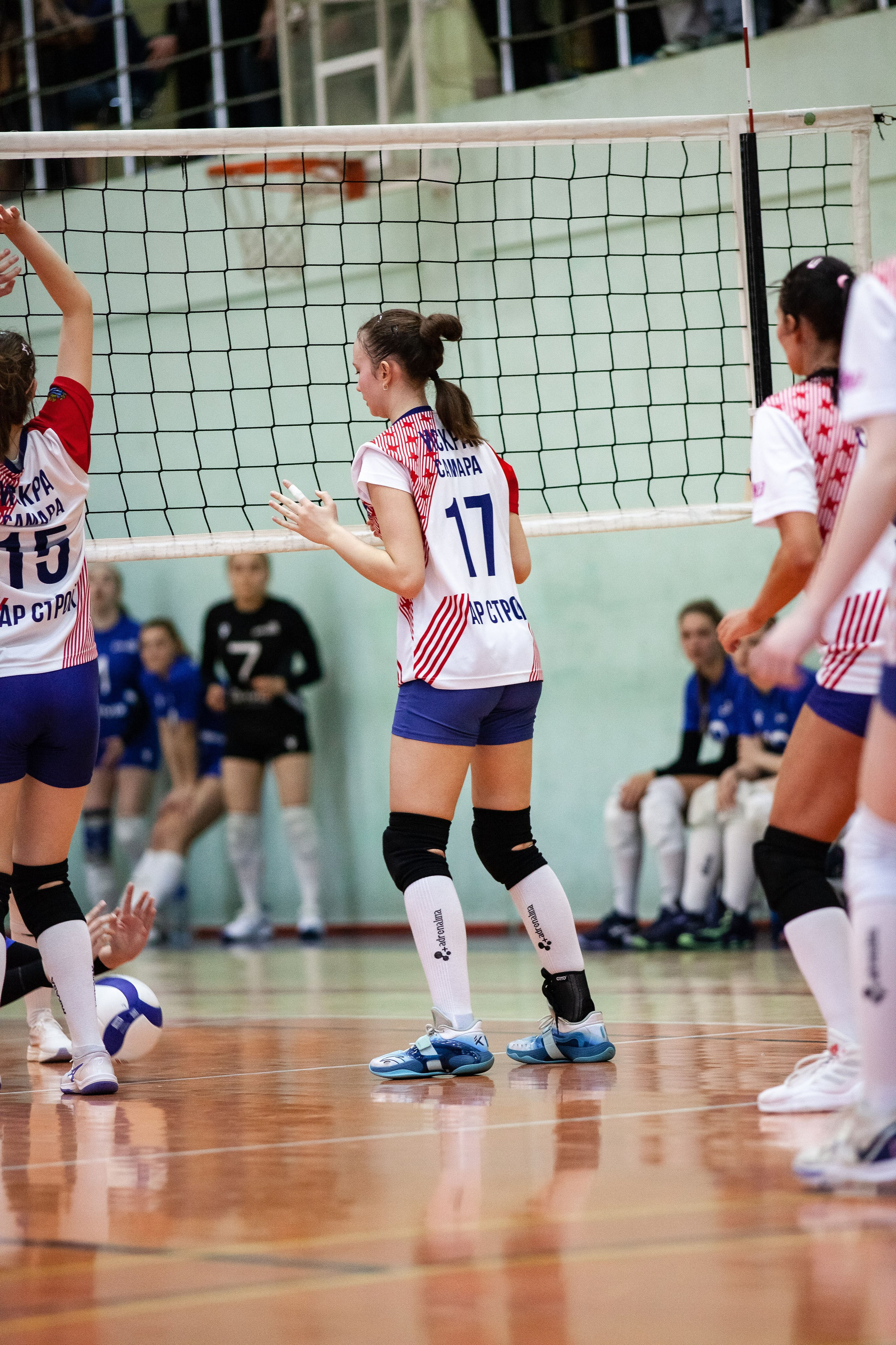 Искра (Самара) — Динамо (Киров). Фотография