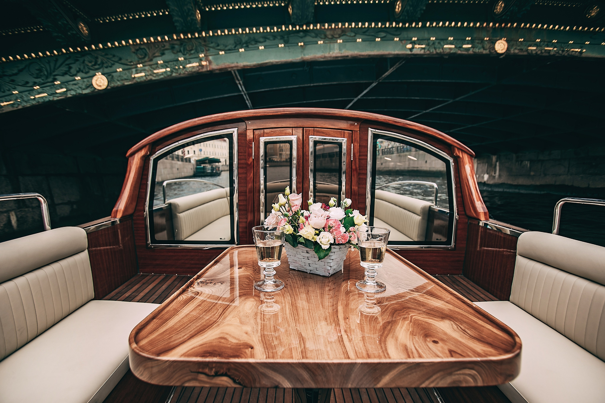 Катер «Montferrand». SPB Rent Boats|аренда катеров и теплоходов